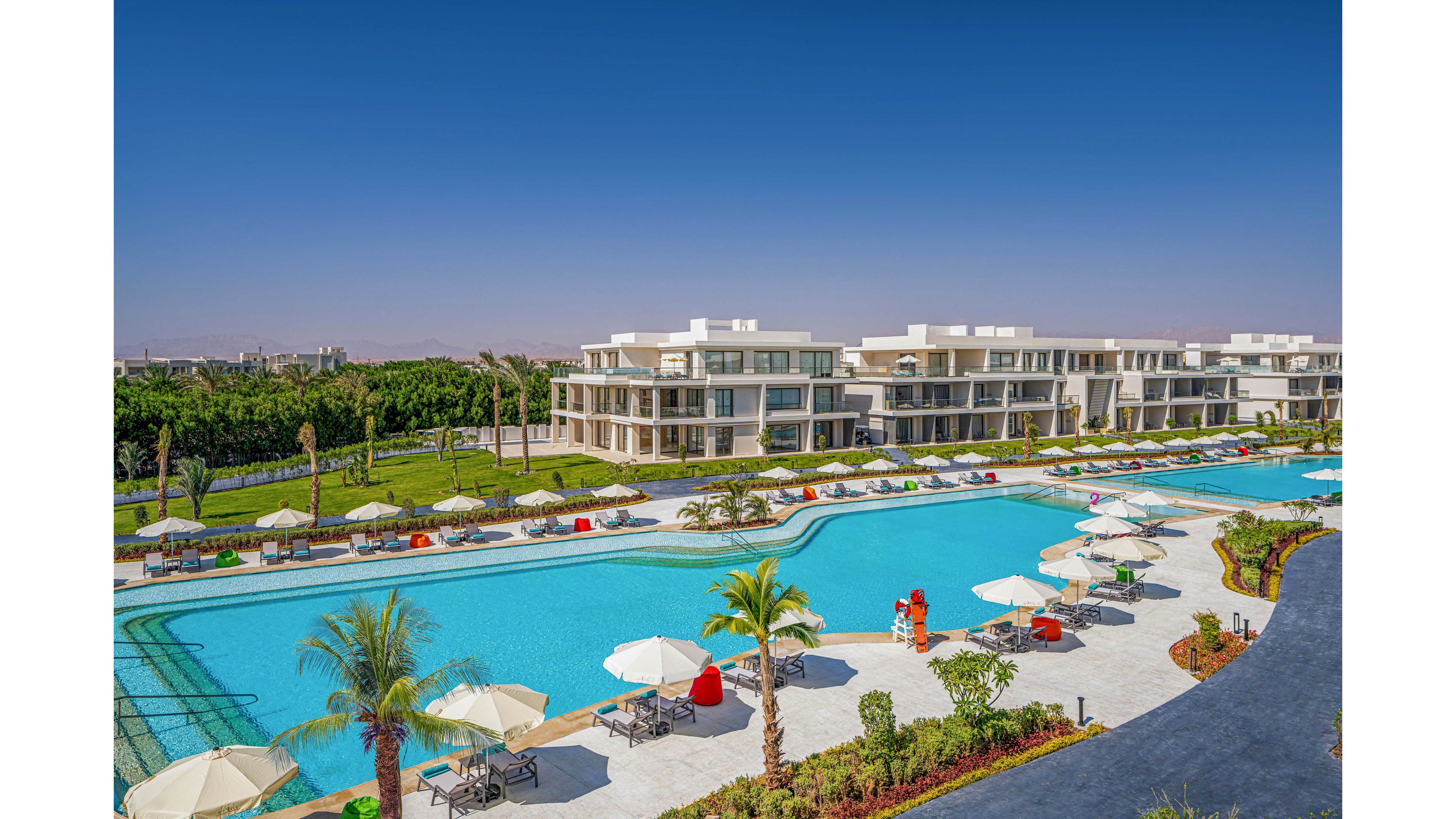 Rixos Premium Magawish Bay View