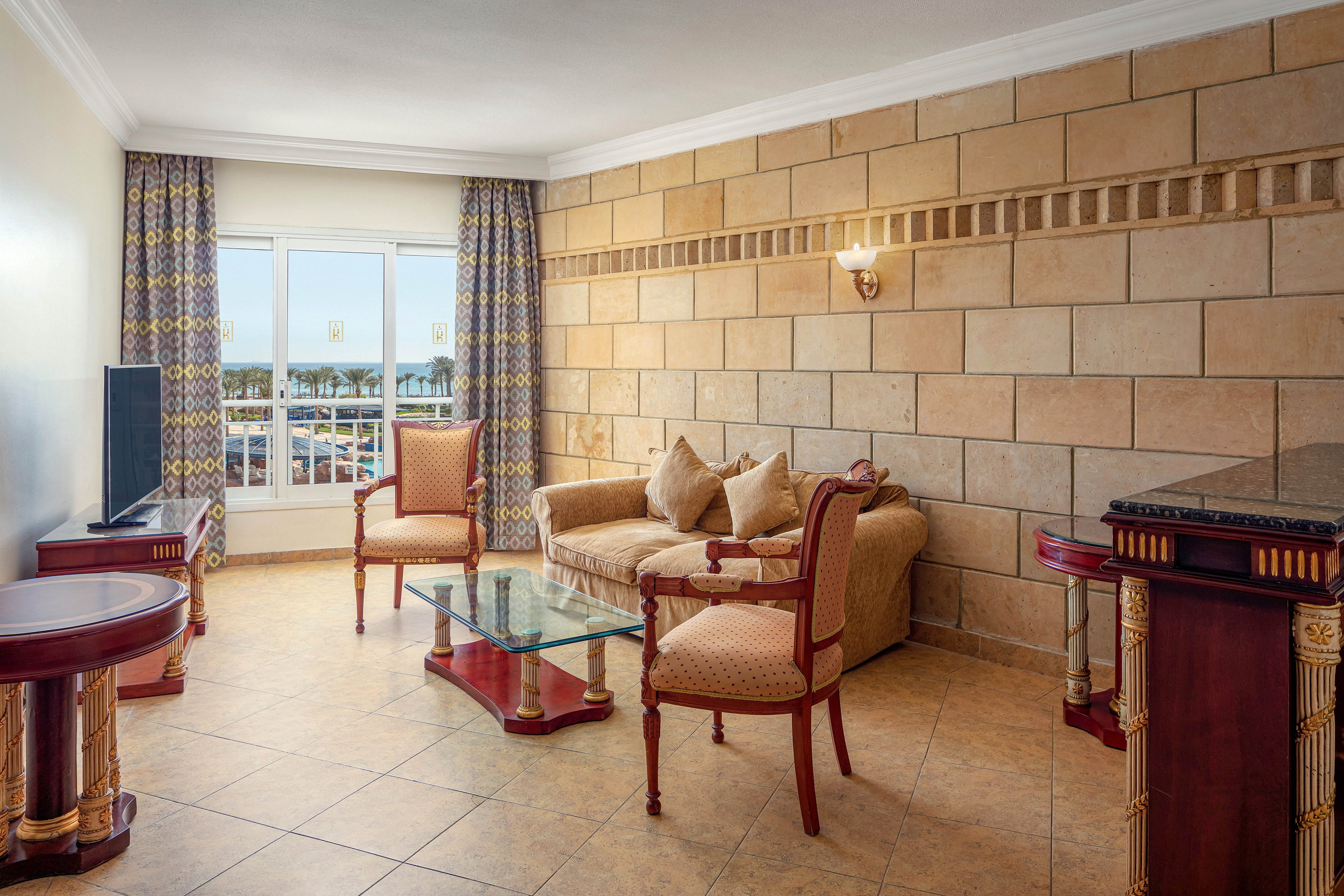 Palm Royale Resort
