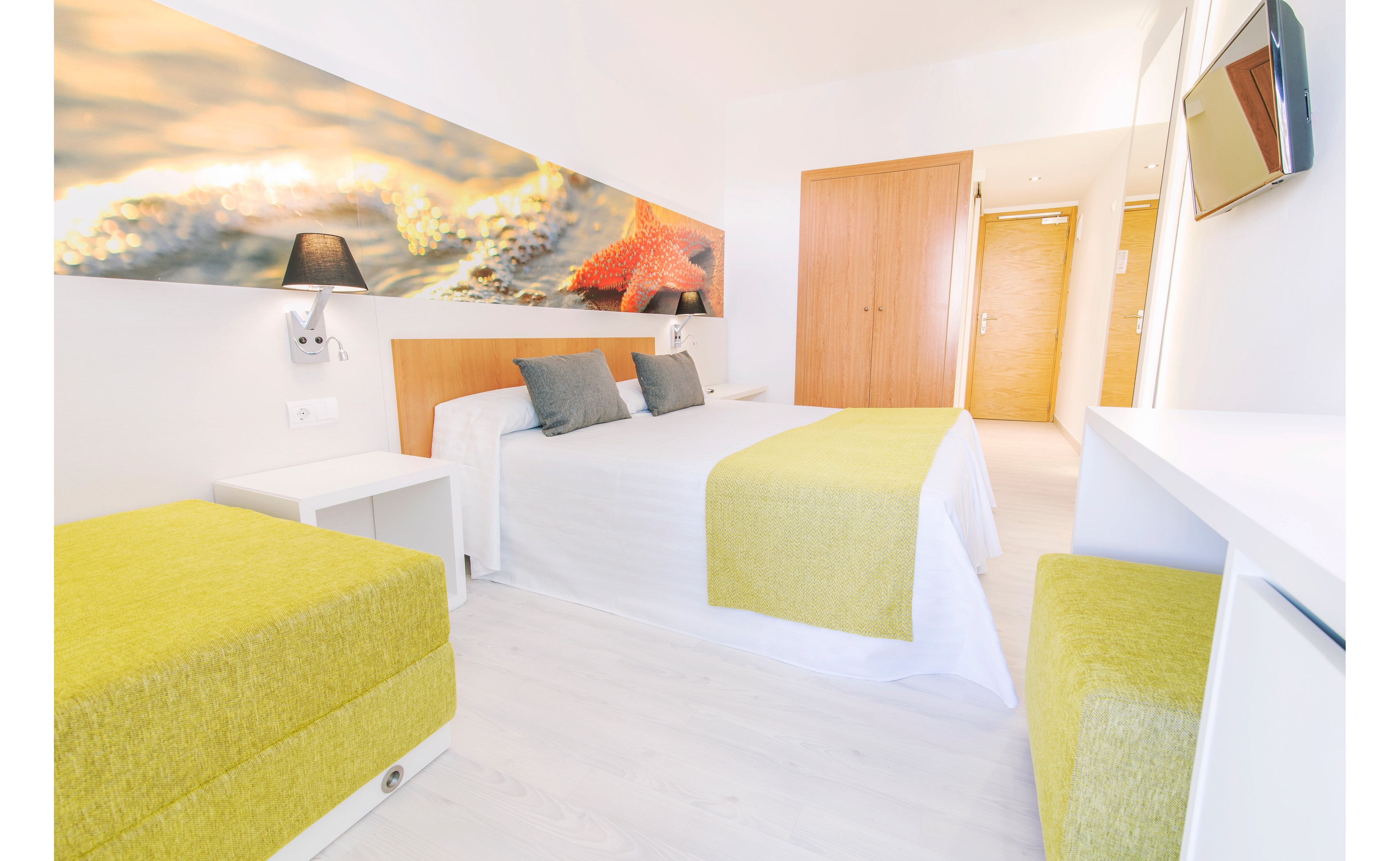 Azuline Pacific Hotel