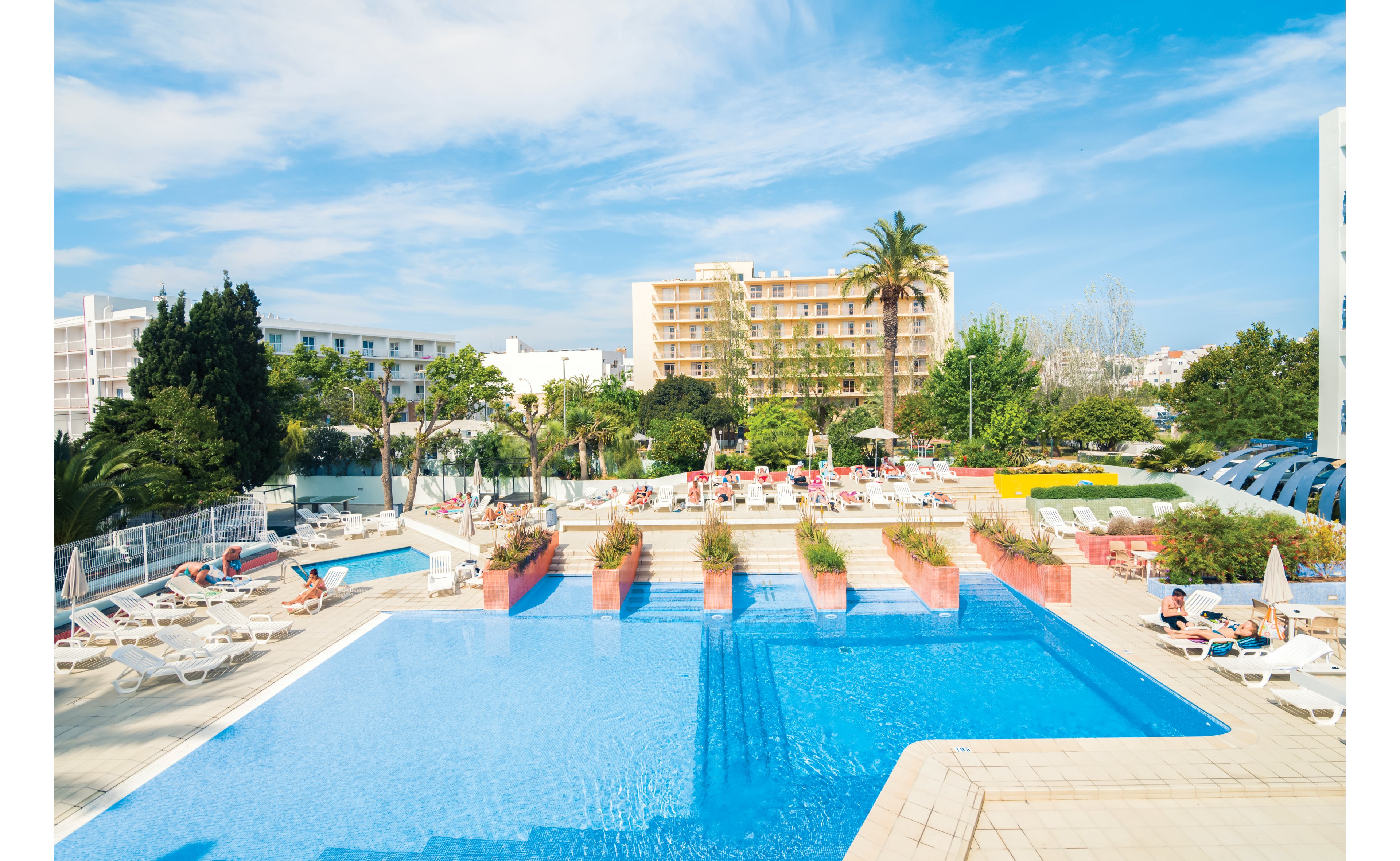 Azuline Pacific Hotel