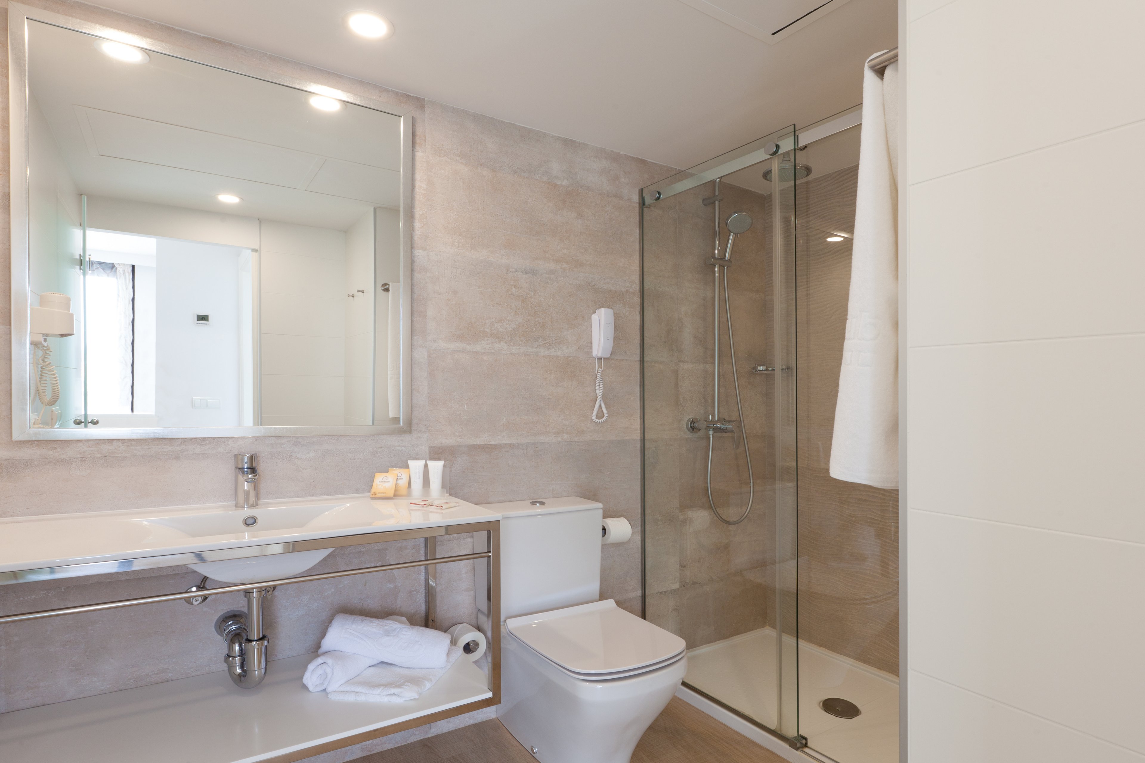 Marvell Club Hotel and Apartments