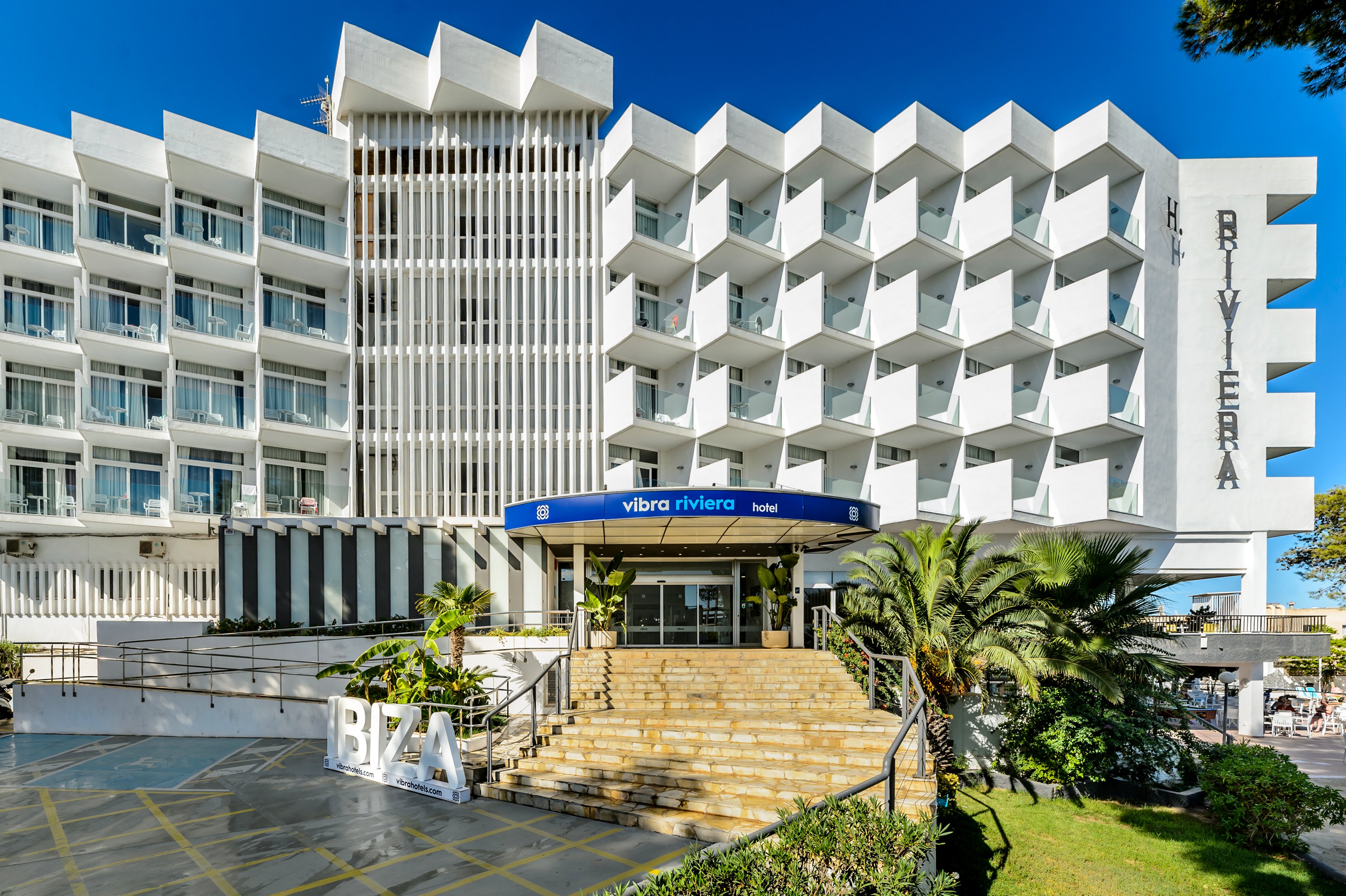 Vibra Riviera Hotel