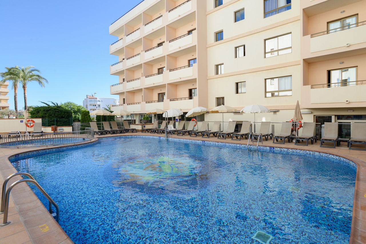 Invisa Hotel La Cala