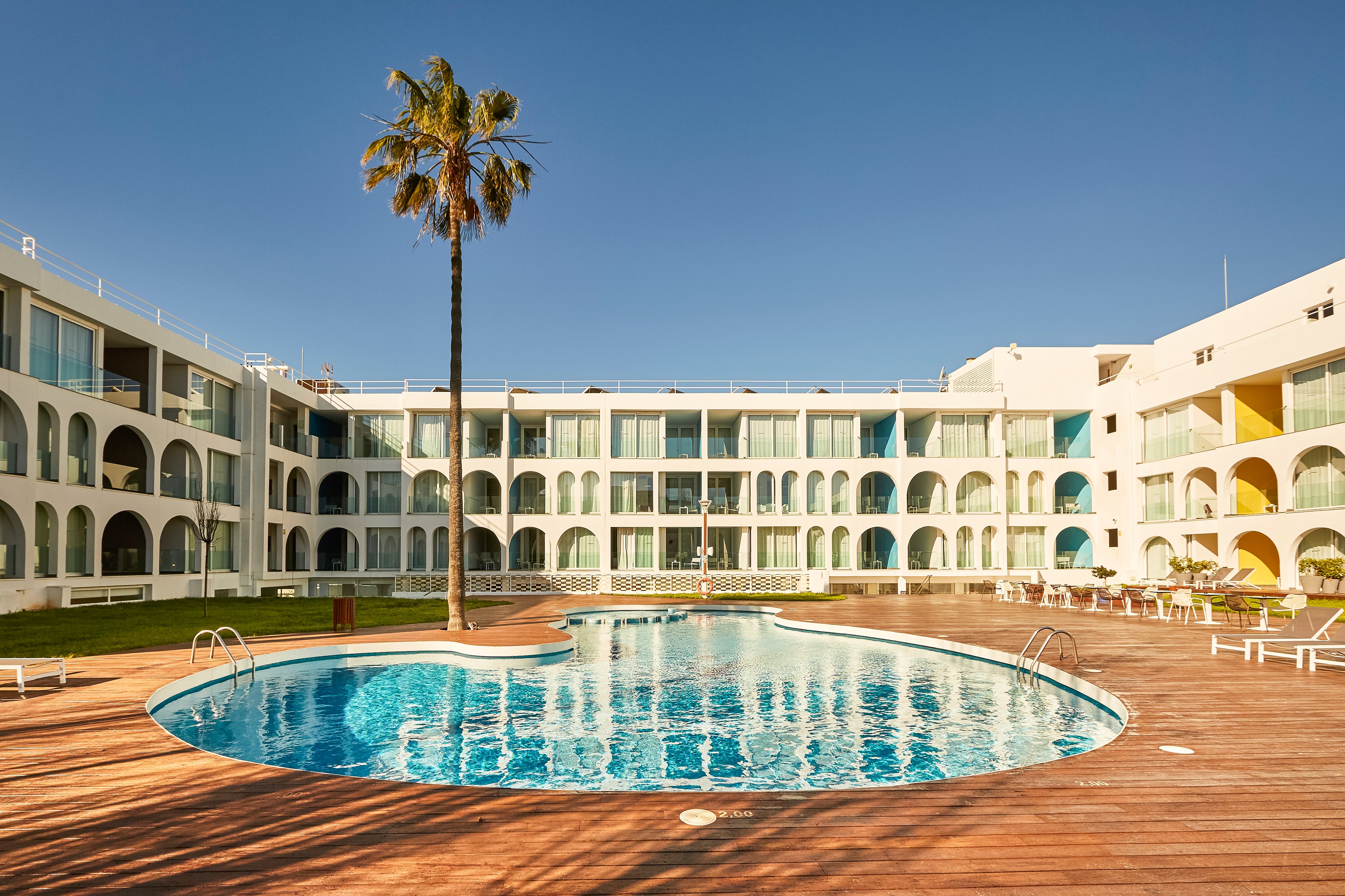 Ebano Hotel Apartments & Spa