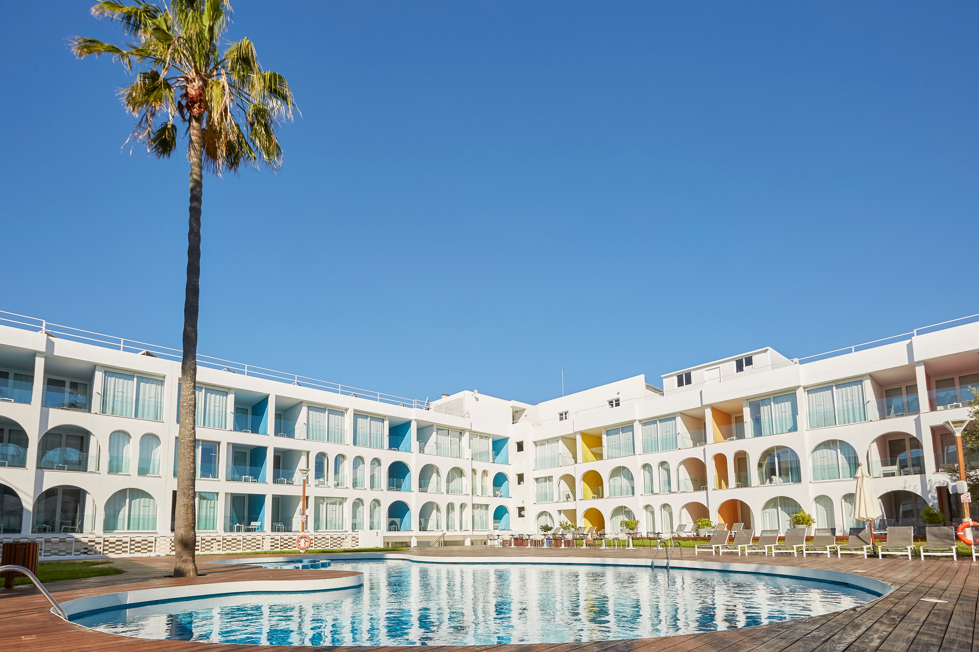 Ebano Hotel Apartments & Spa