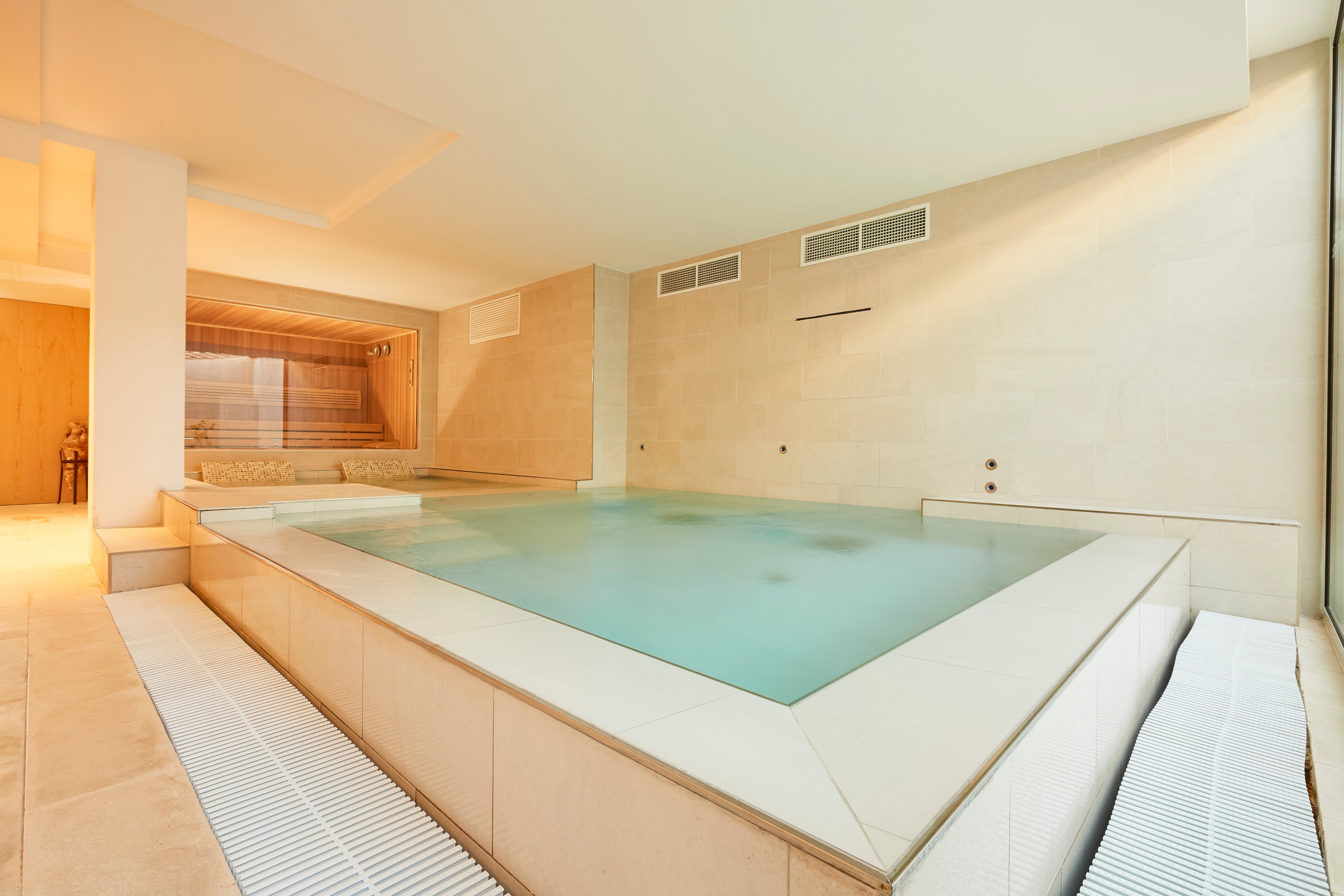 Ebano Hotel Apartments & Spa