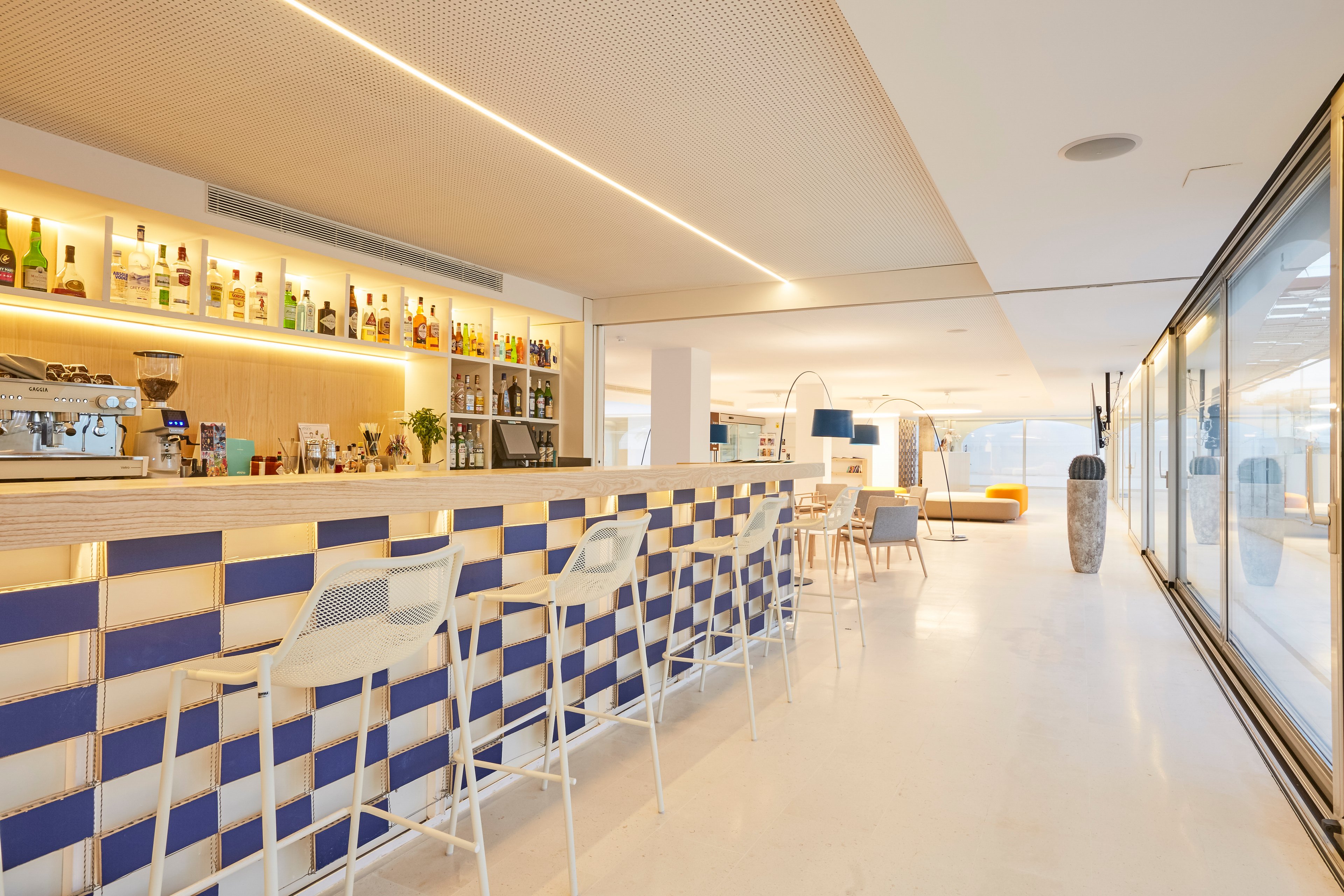 Ebano Hotel Apartments & Spa