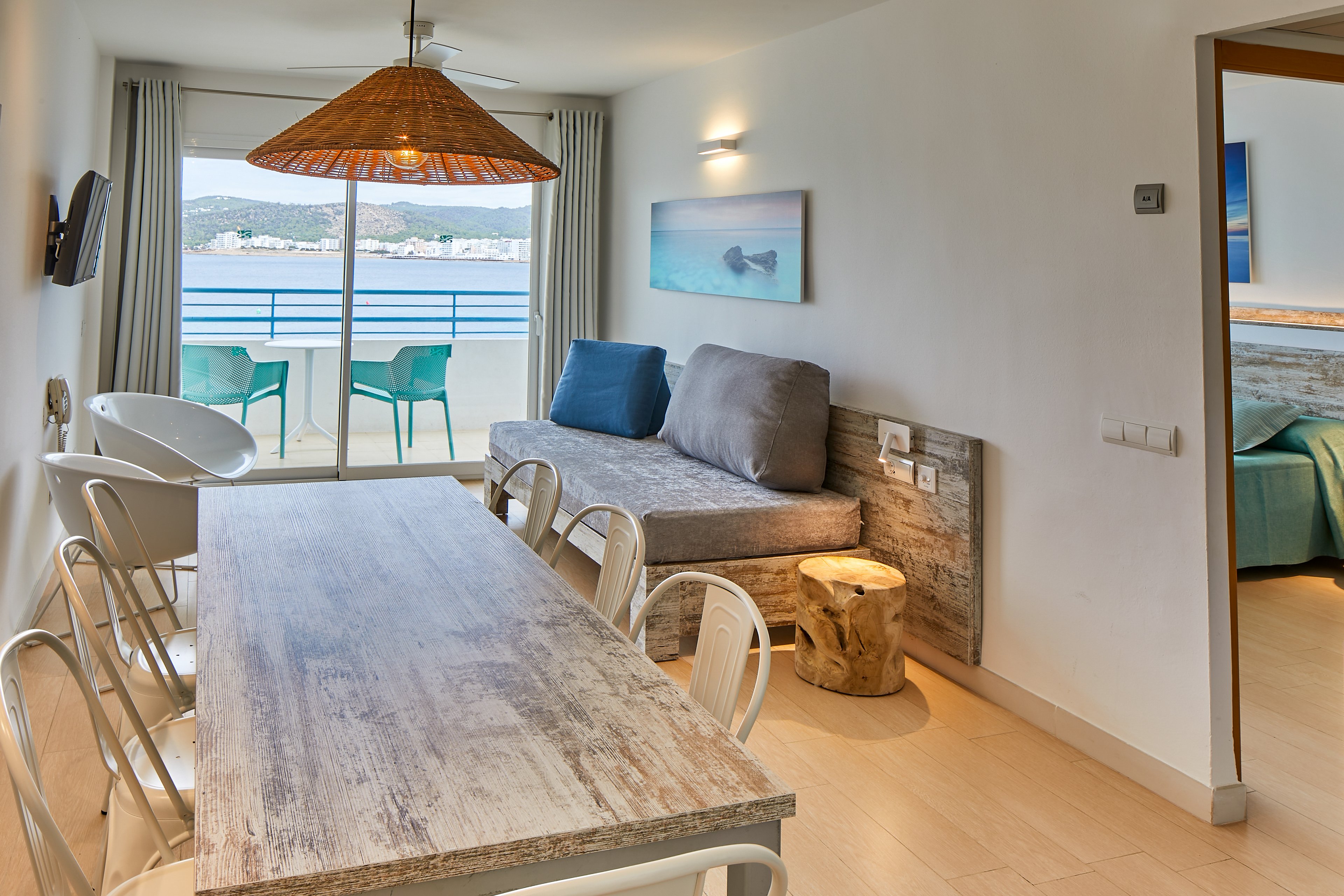 Playa Bella Apartments