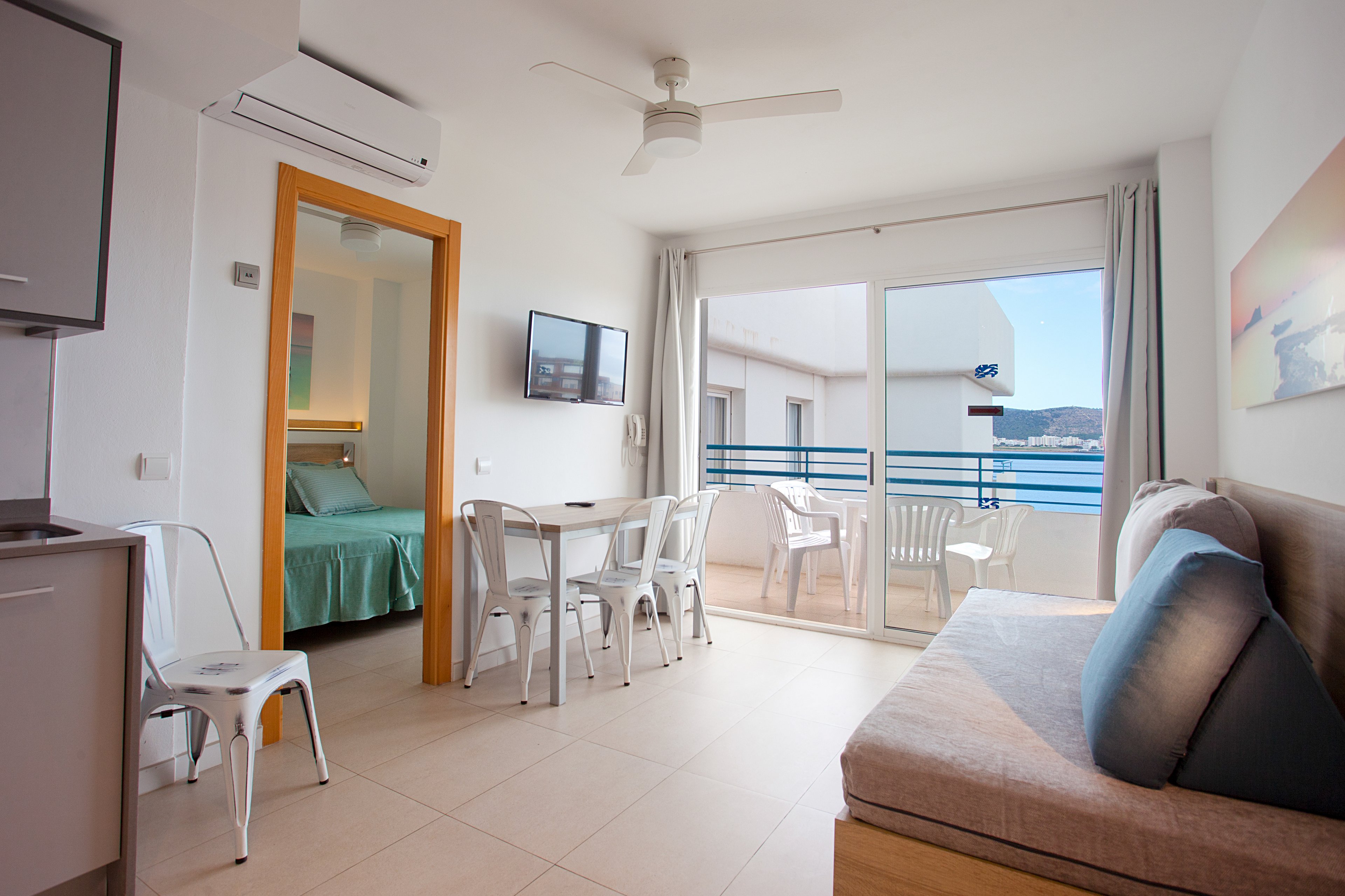 Playa Bella Apartments