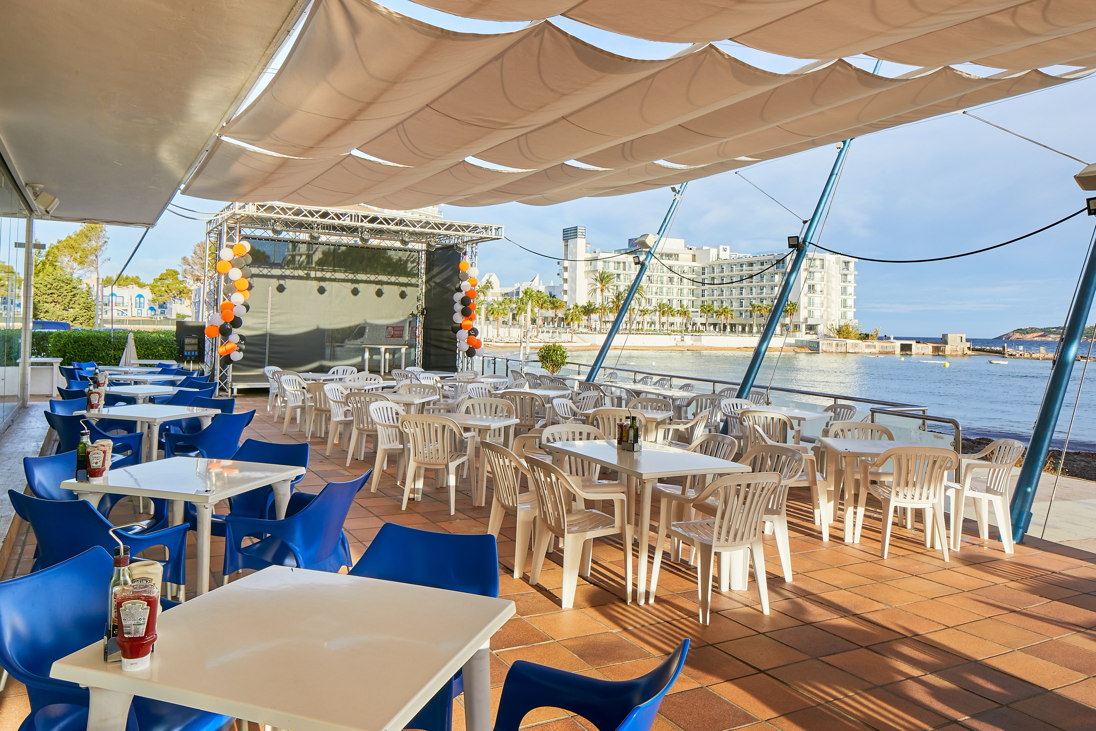 Playa Bella Apartments