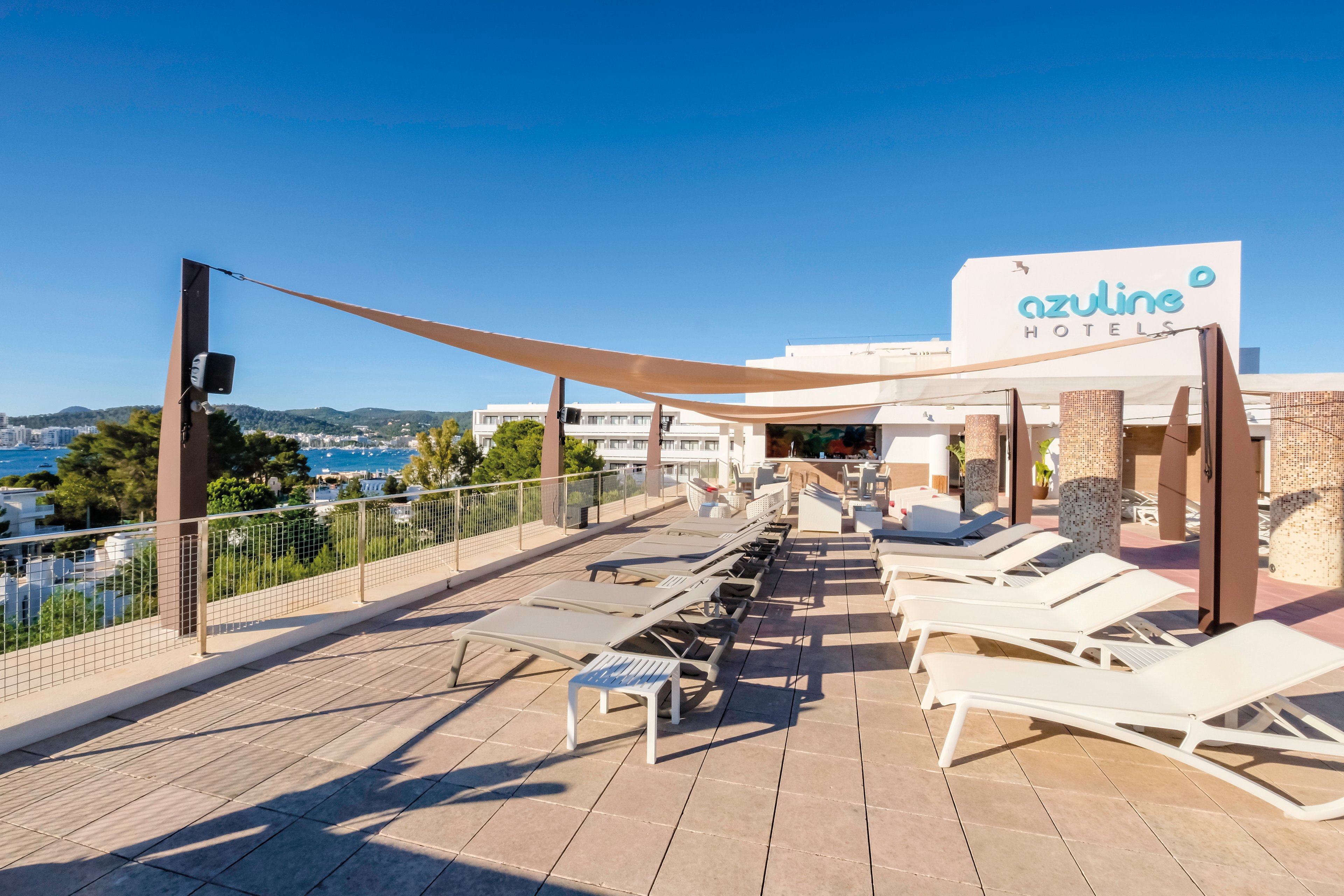 Azuline Hotel Bergantin