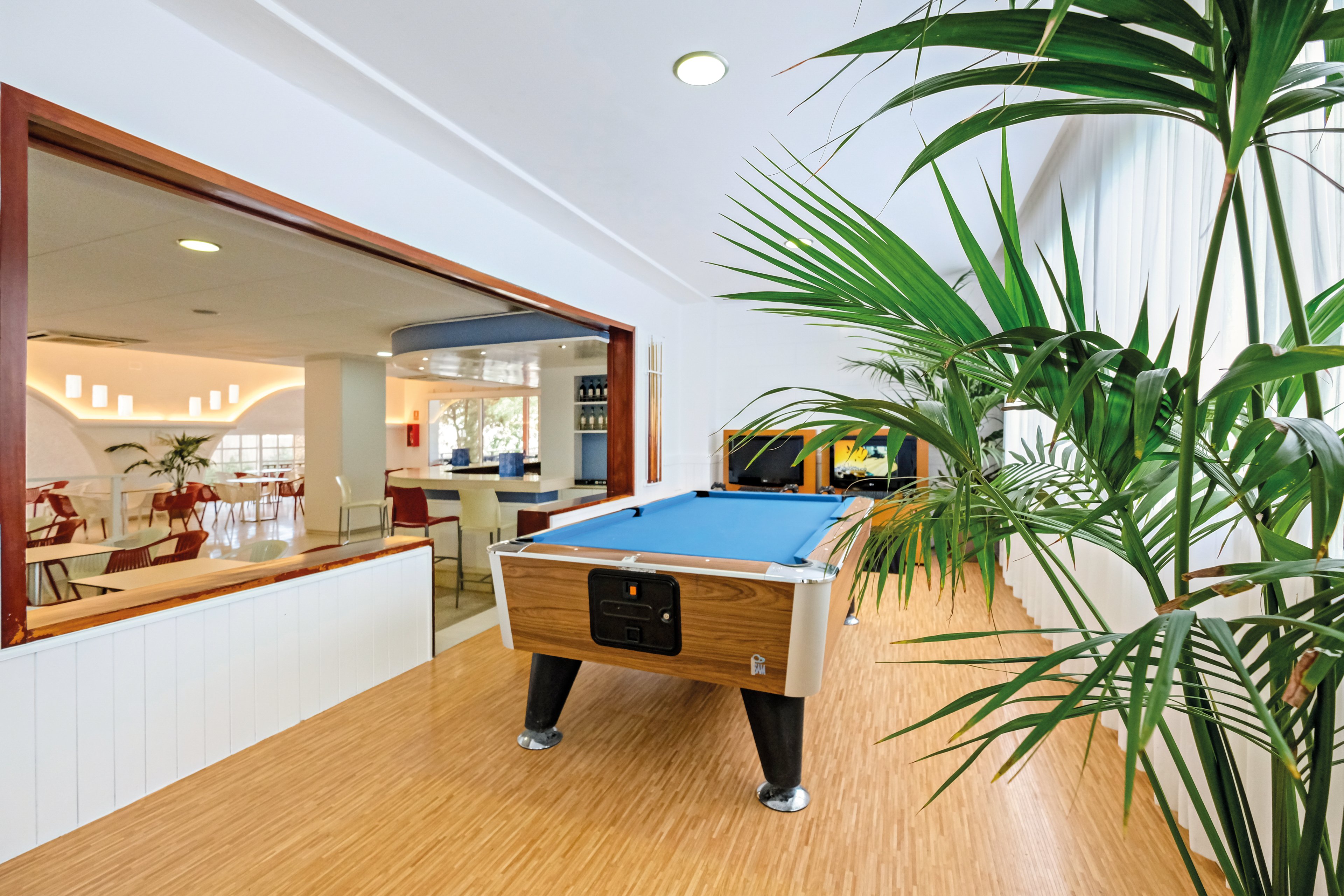 Azuline Hotel Bergantin