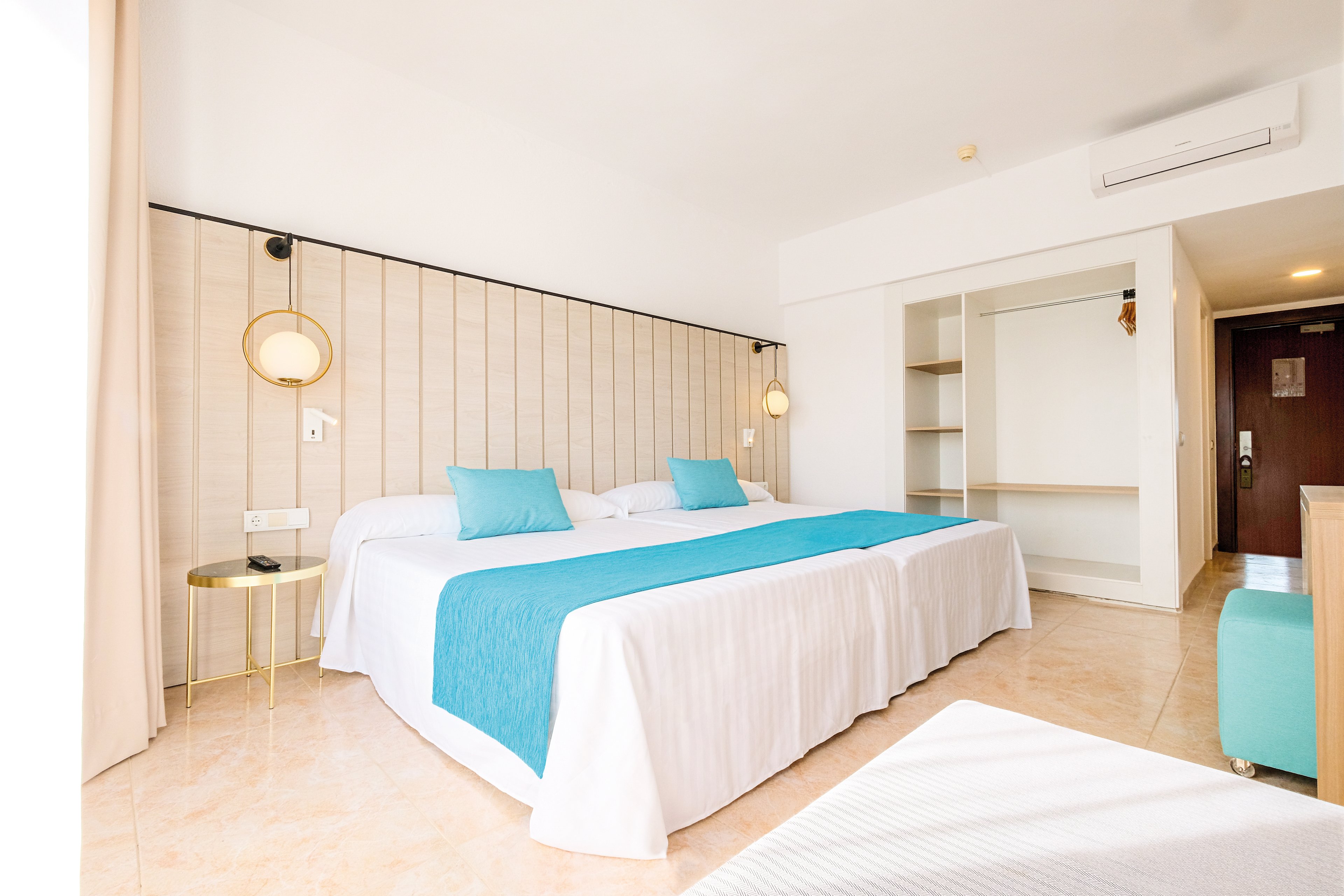 Azuline Hotel Bergantin