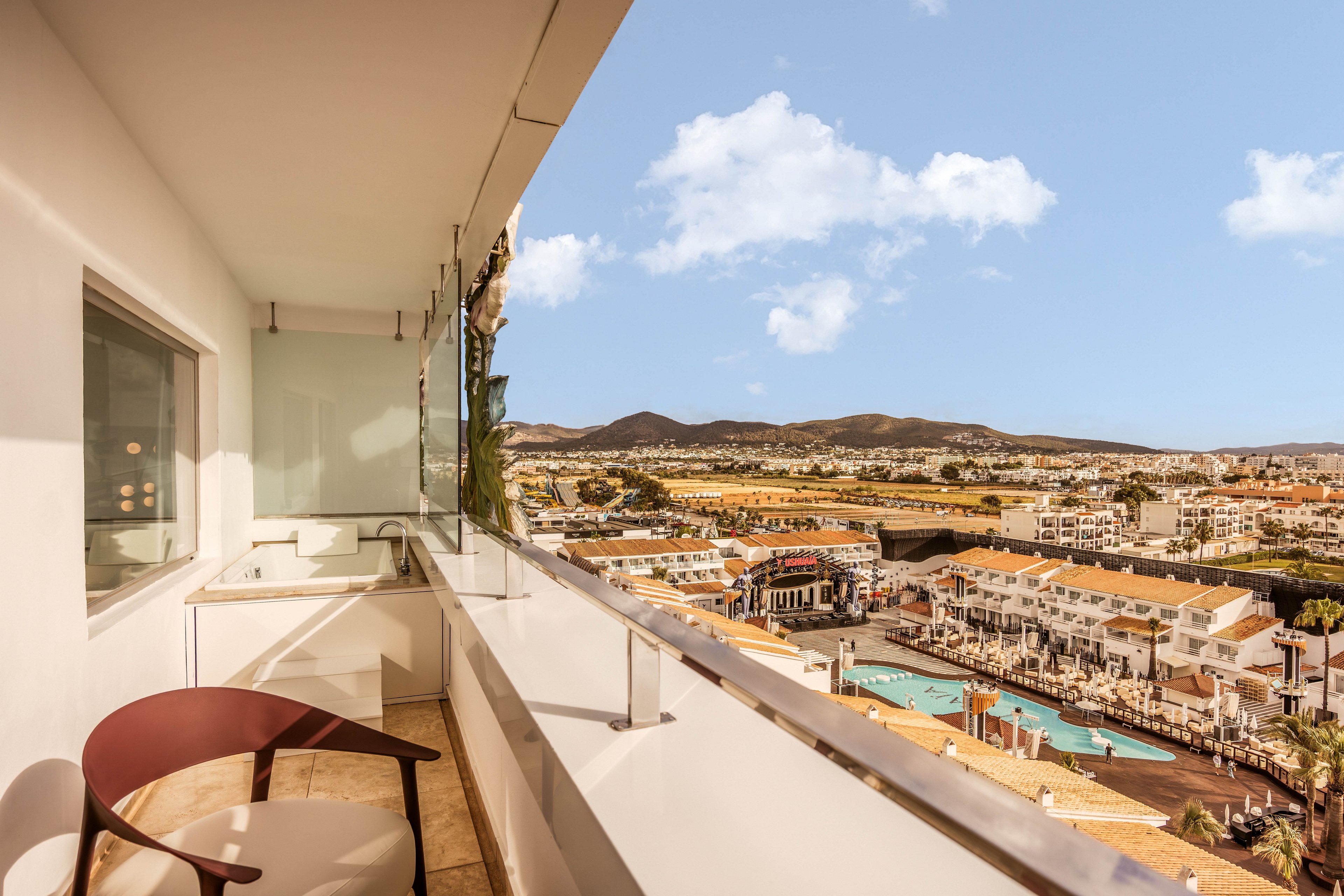 The Unexpected Hotel by Ushuaia