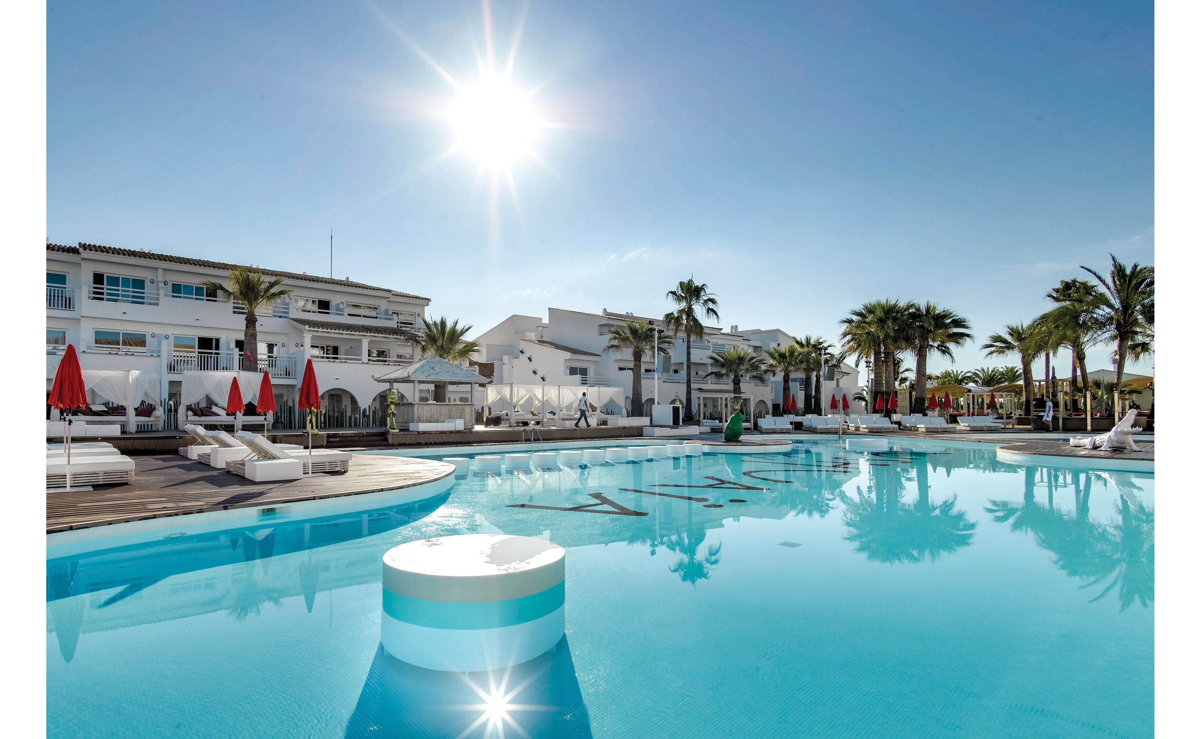 The Unexpected Hotel by Ushuaia