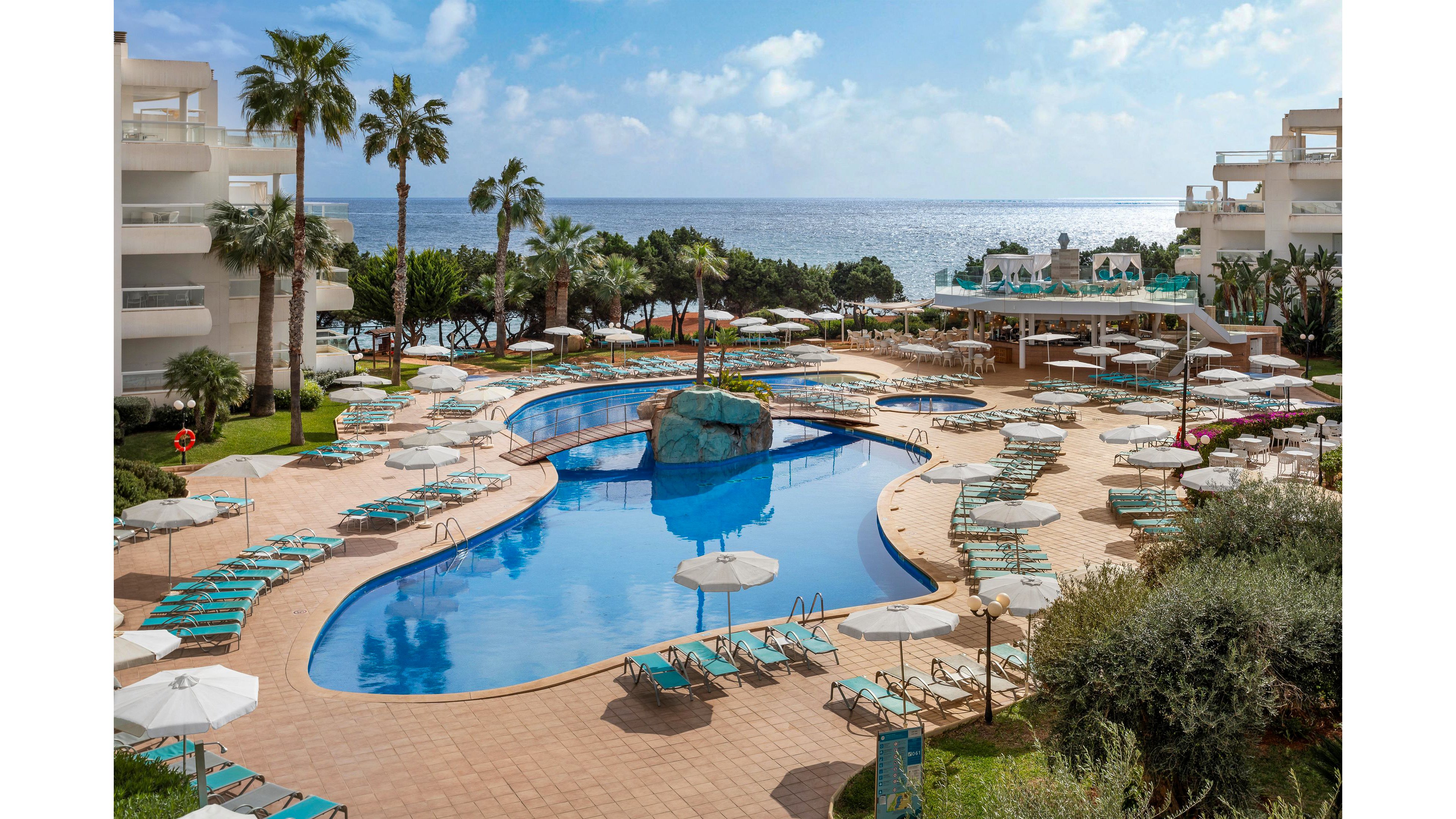 Tropic Garden Hotel Apartments