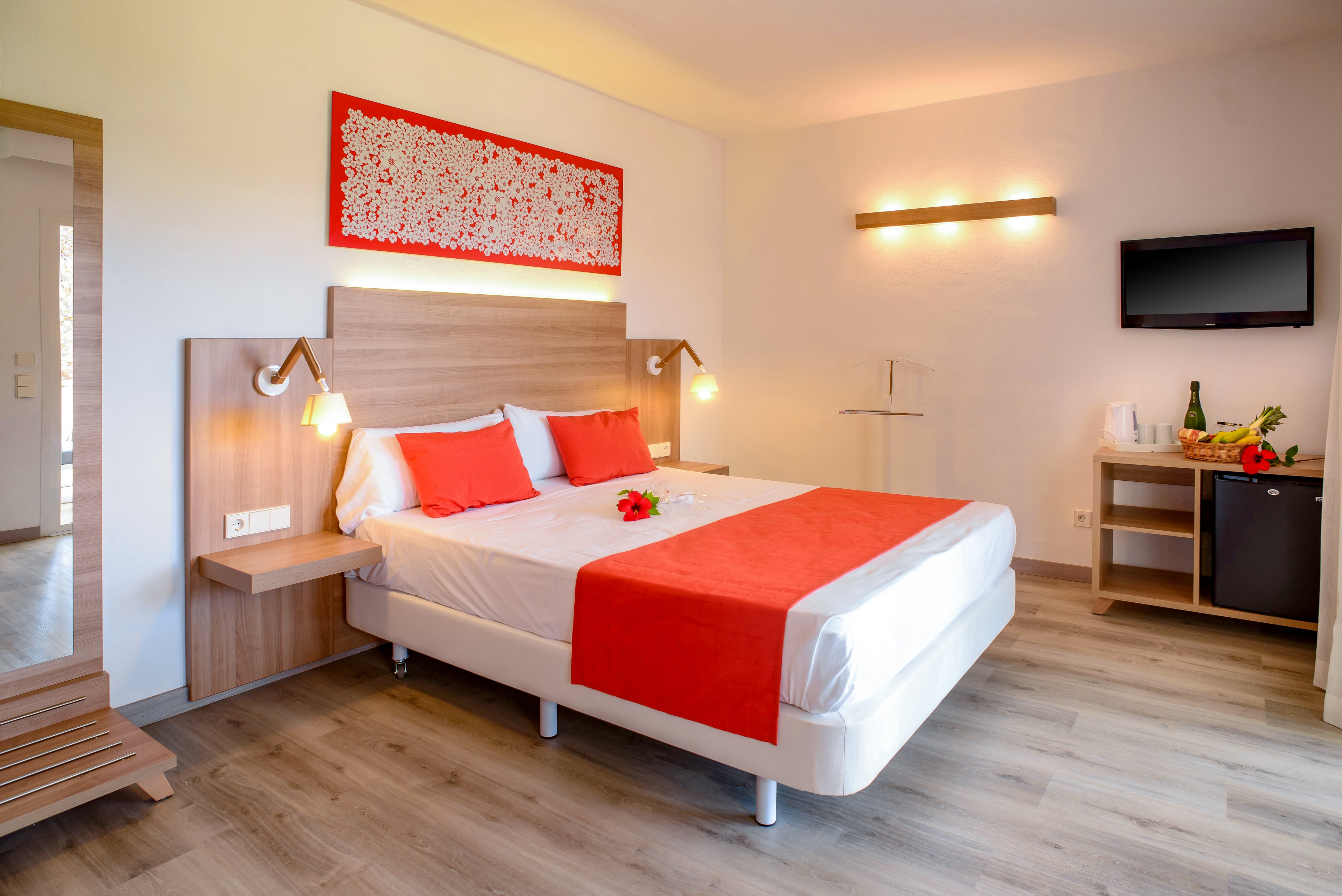 Cala Llenya Resort Ibiza