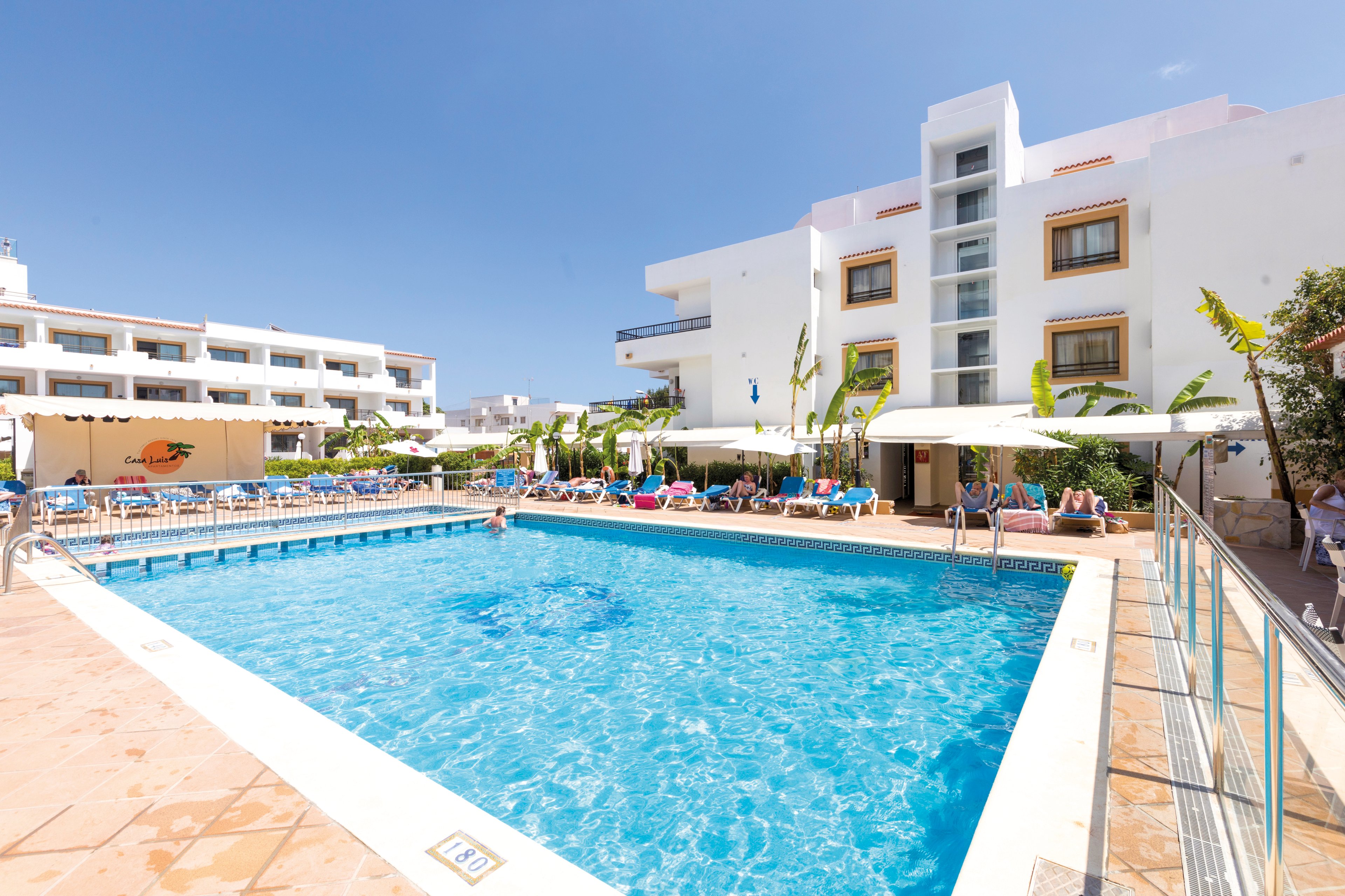 Casa Luis Apartments by Invisa