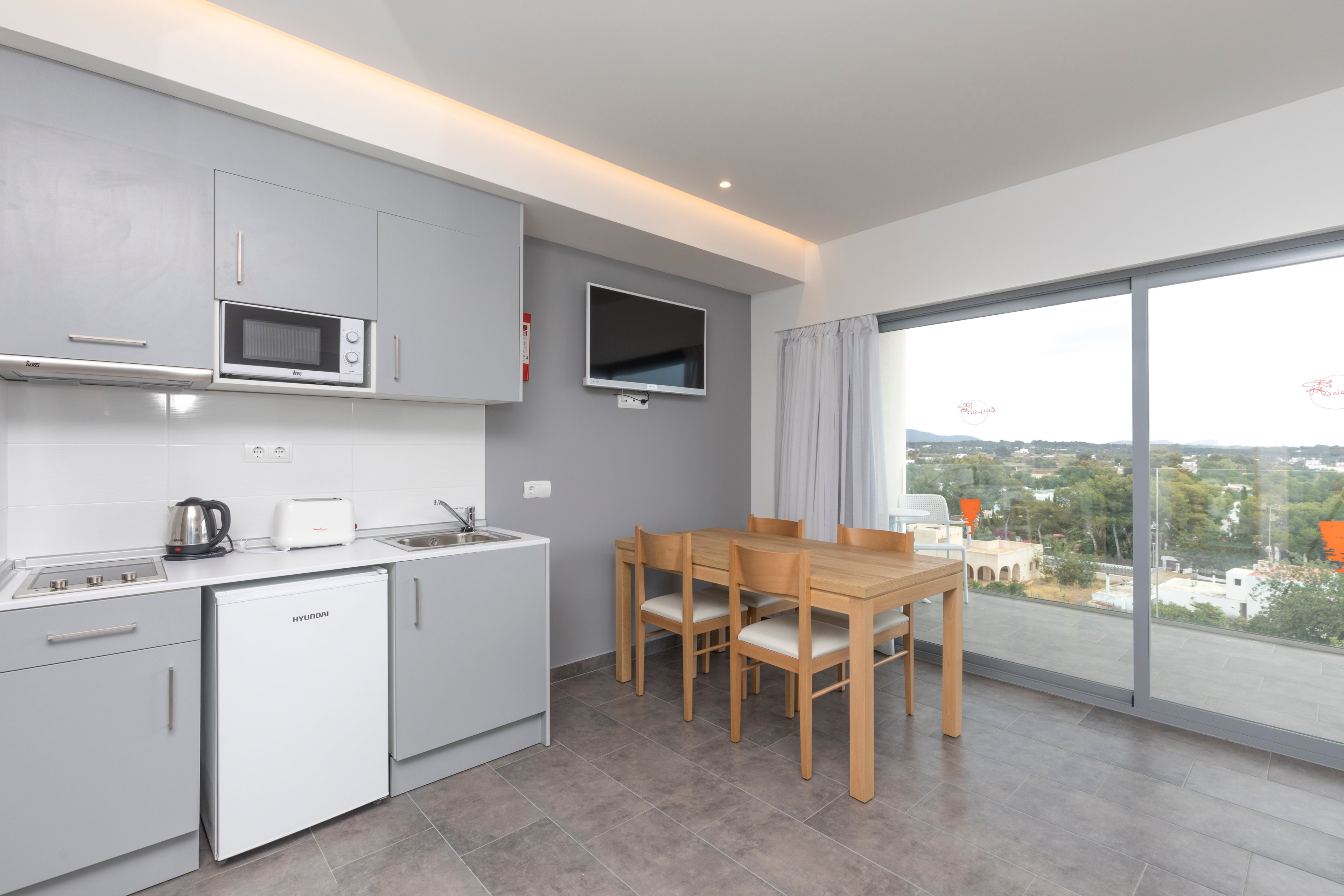 Casa Luis Apartments by Invisa