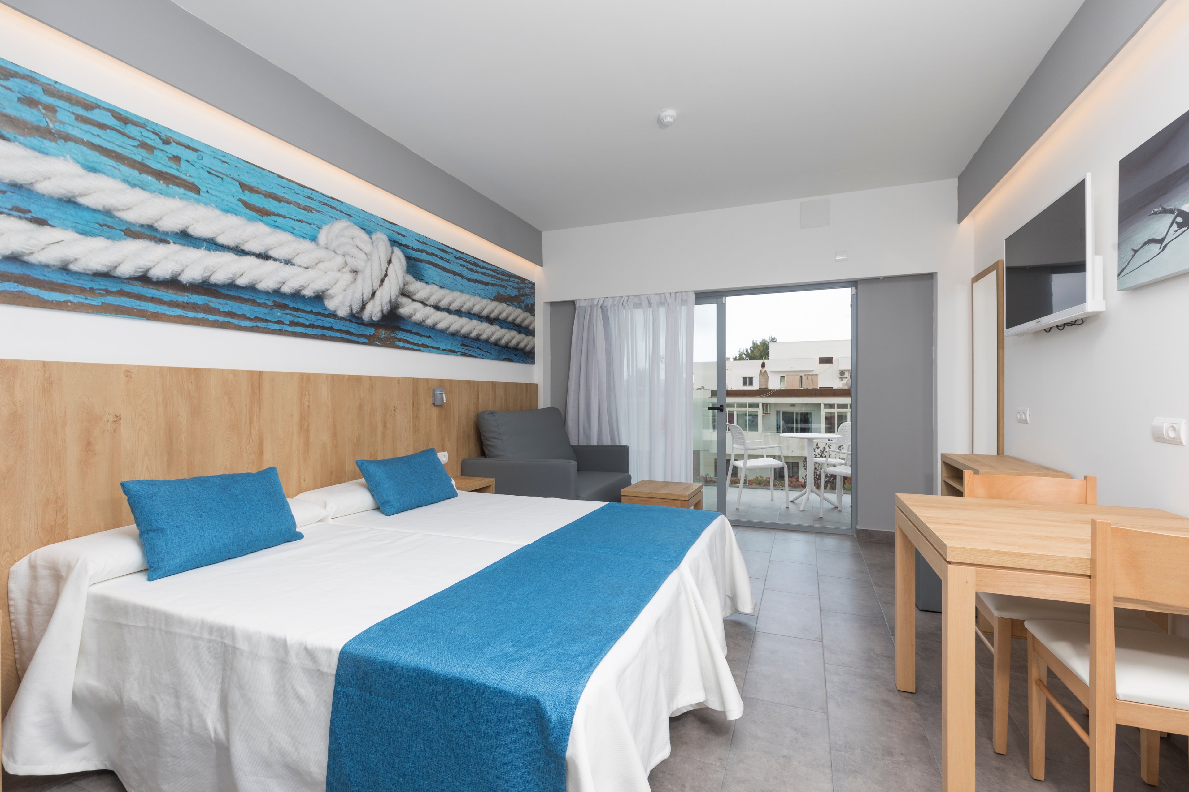 Casa Luis Apartments by Invisa