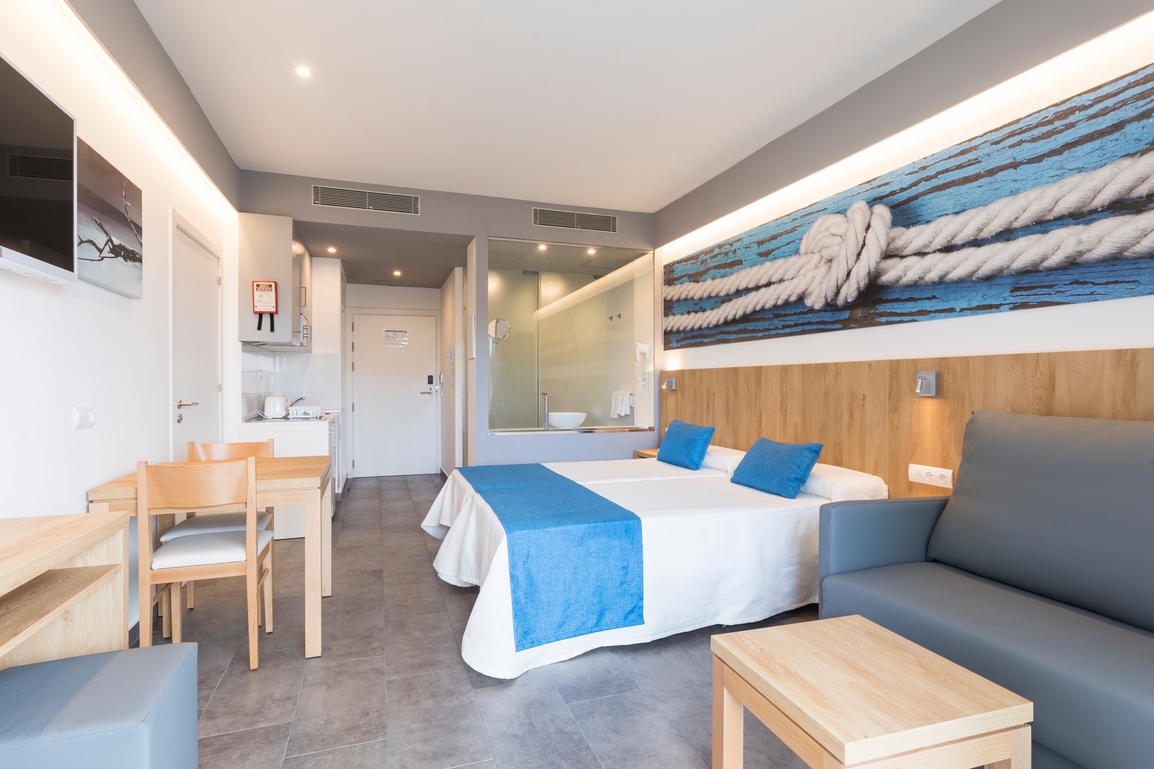 Casa Luis Apartments by Invisa