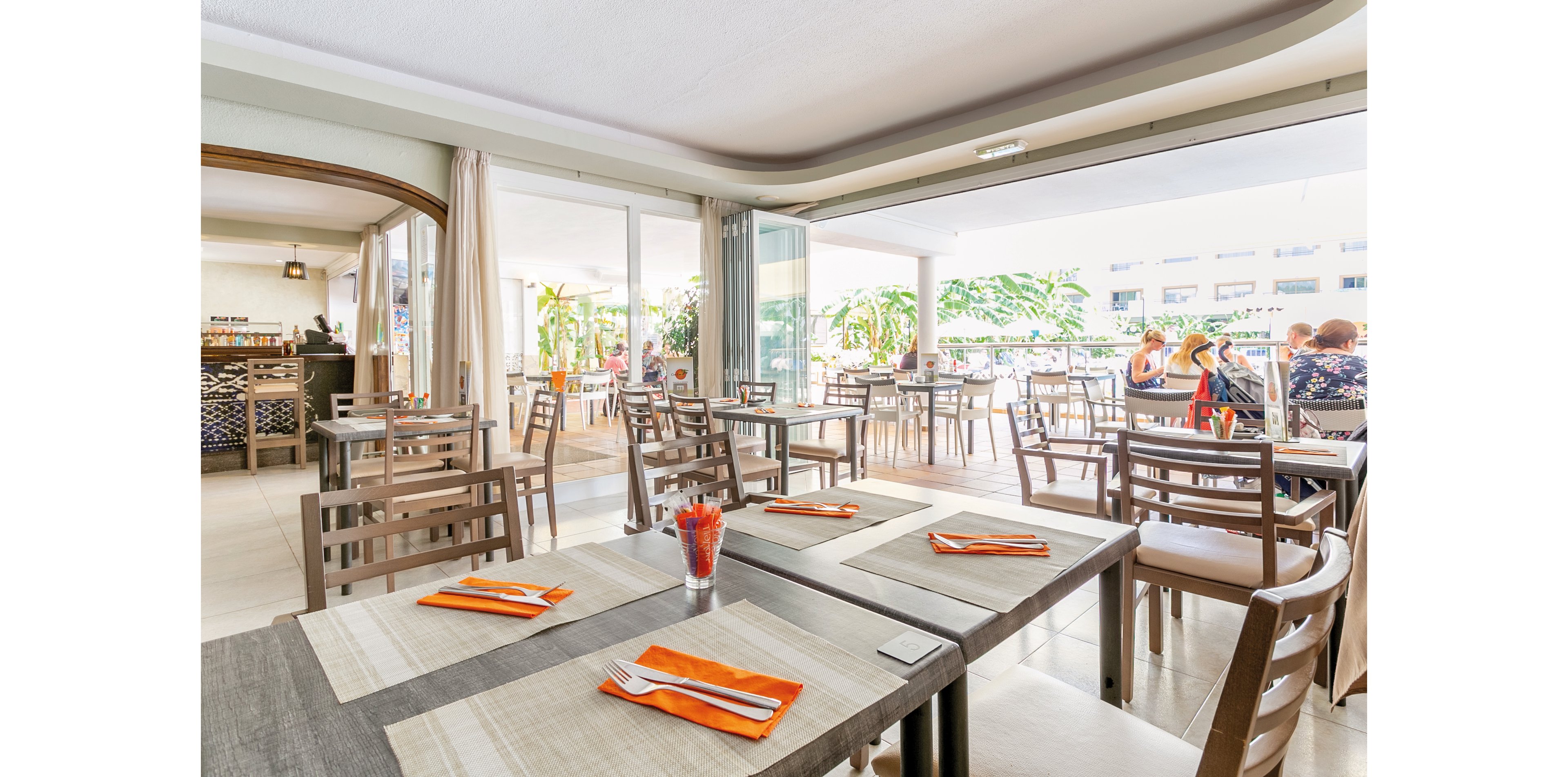 Casa Luis Apartments by Invisa