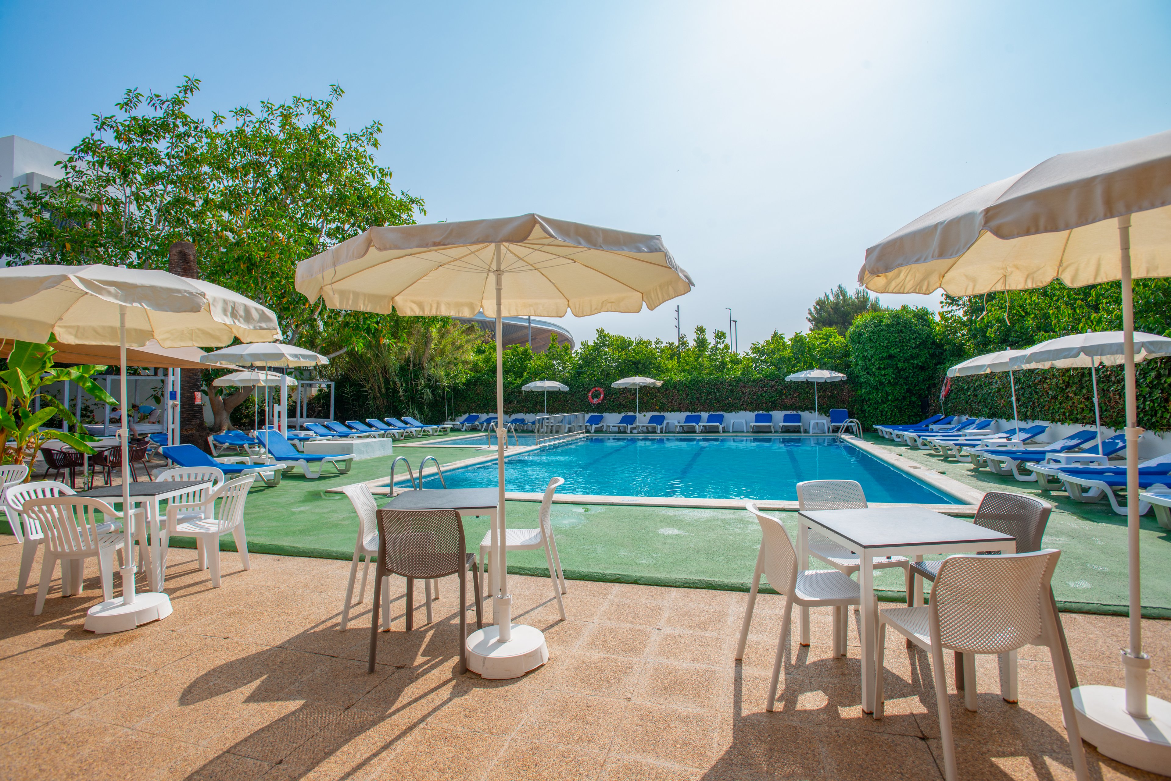 Azuline Hotel Llevant