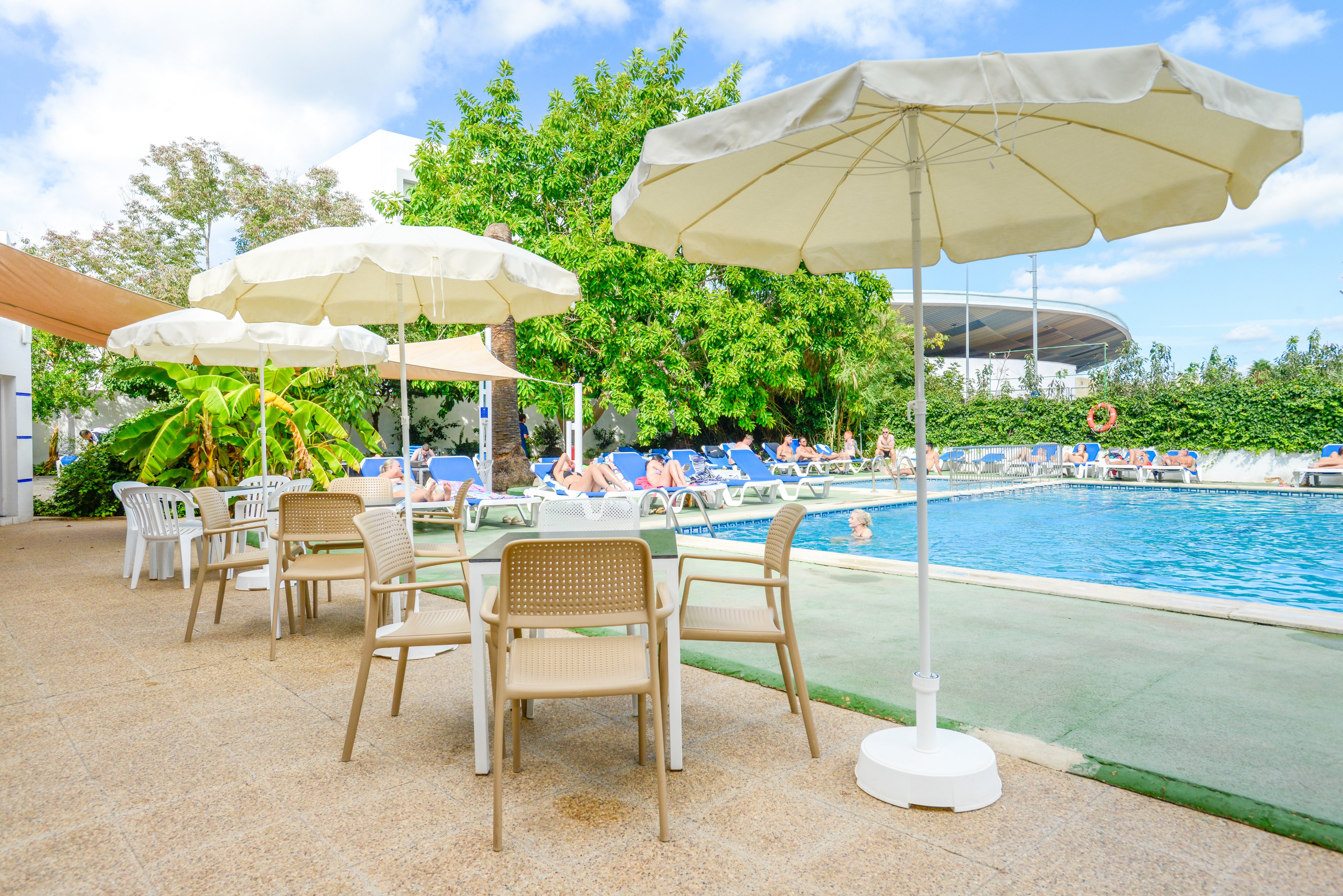 Azuline Hotel Llevant