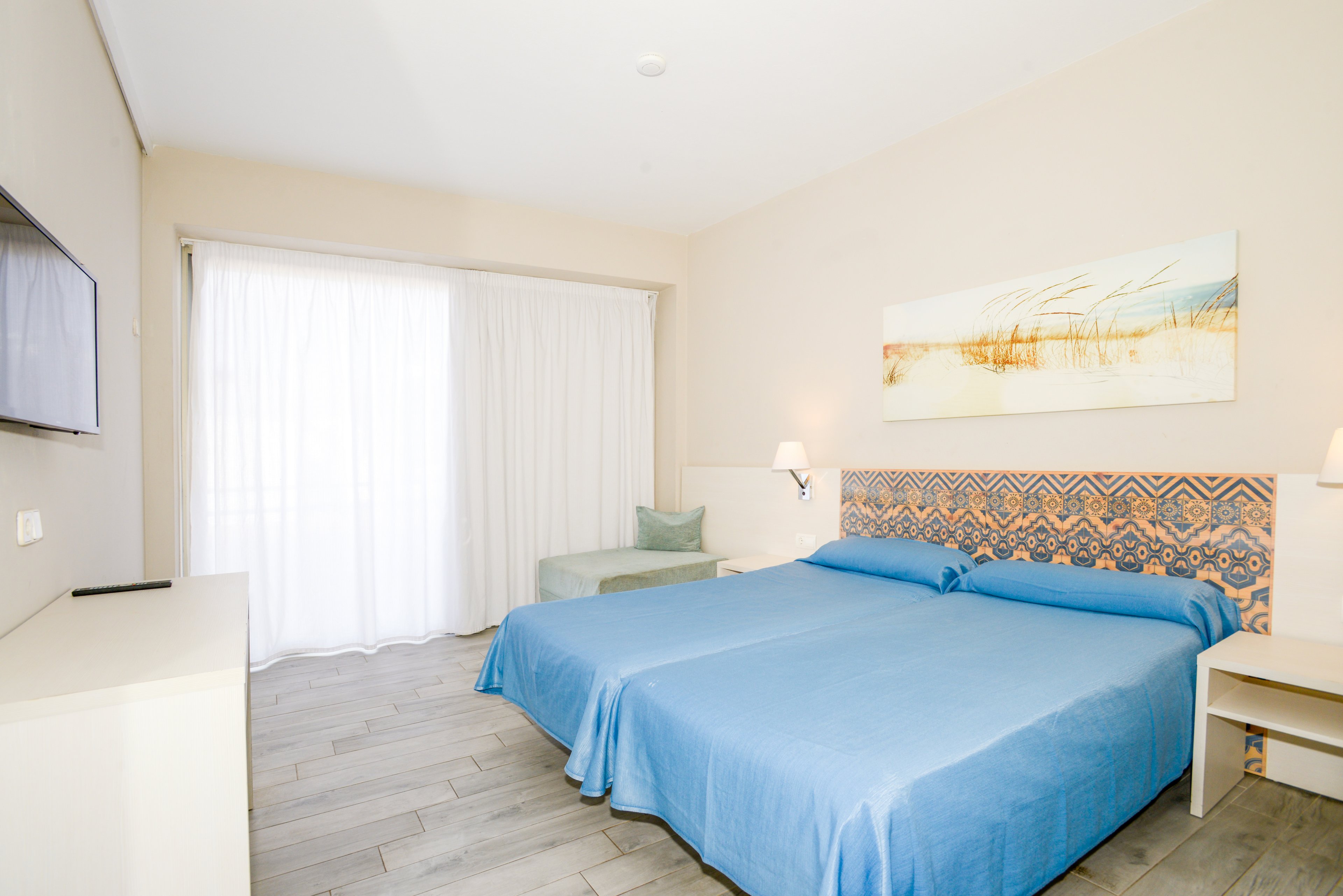 Azuline Hotel Llevant