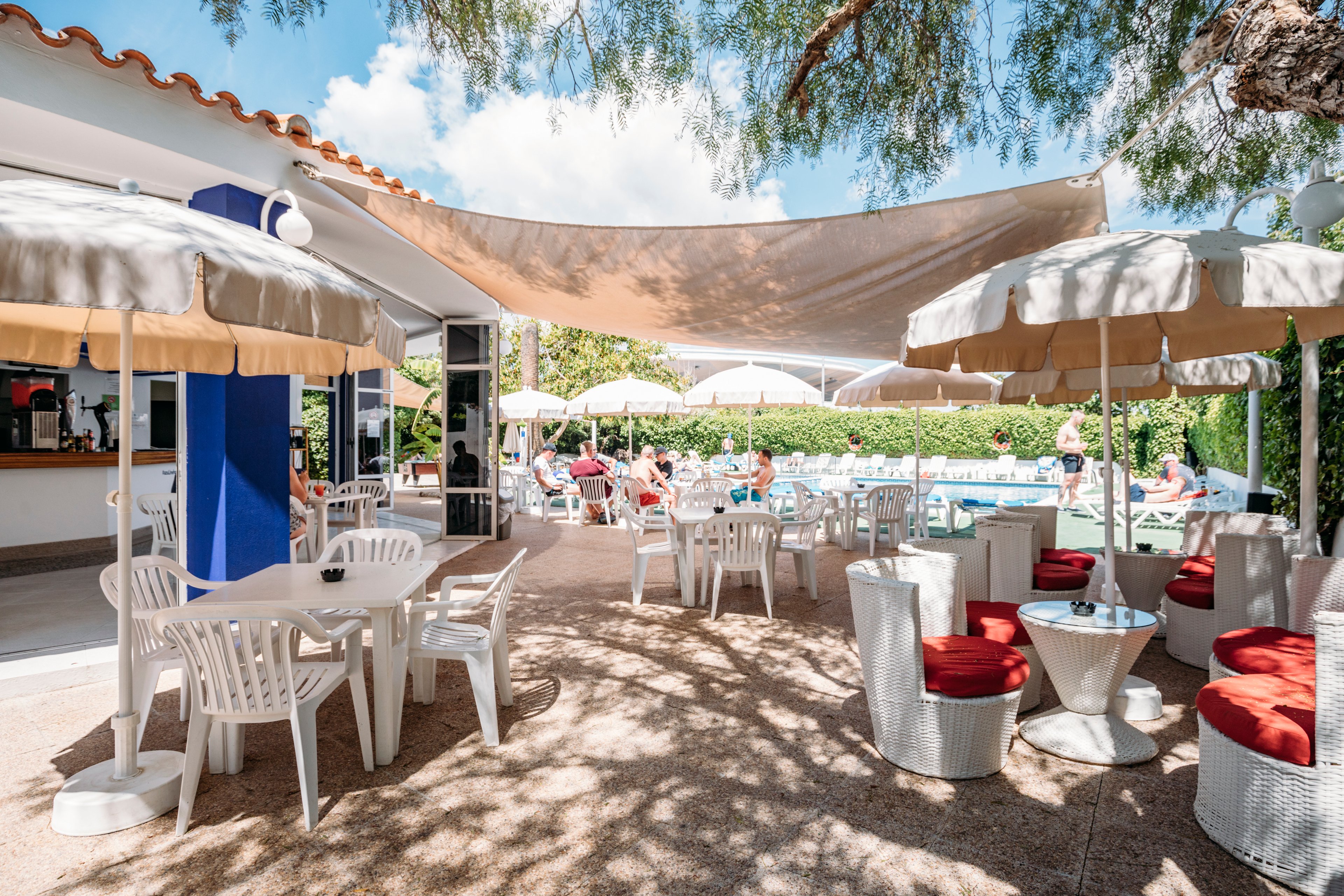 Azuline Hotel Llevant