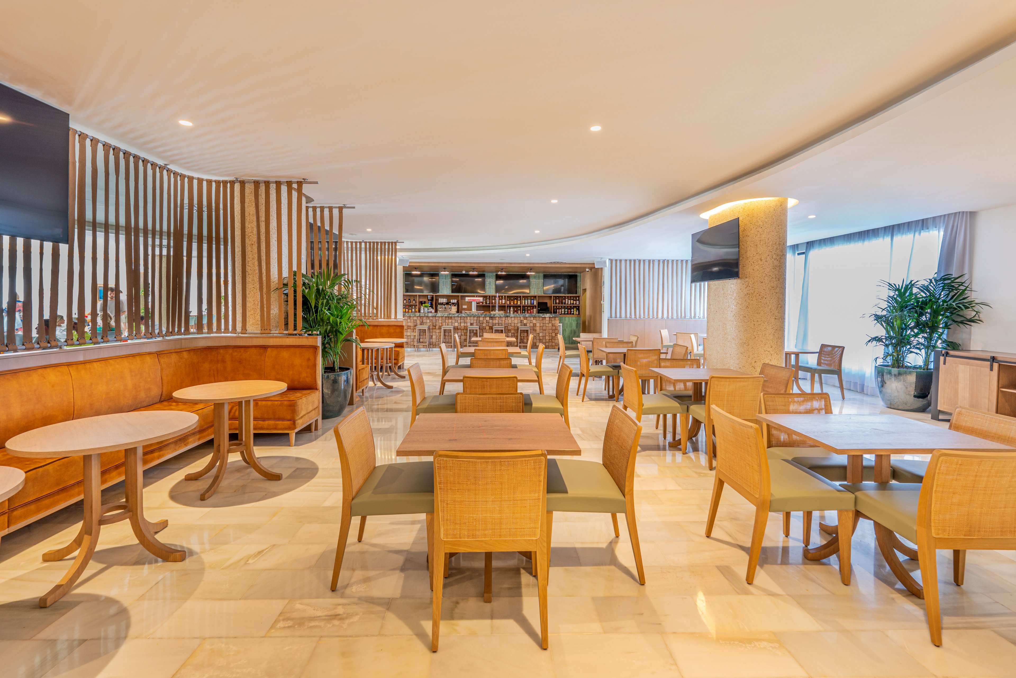 Grand Palladium White Island Resort & Spa