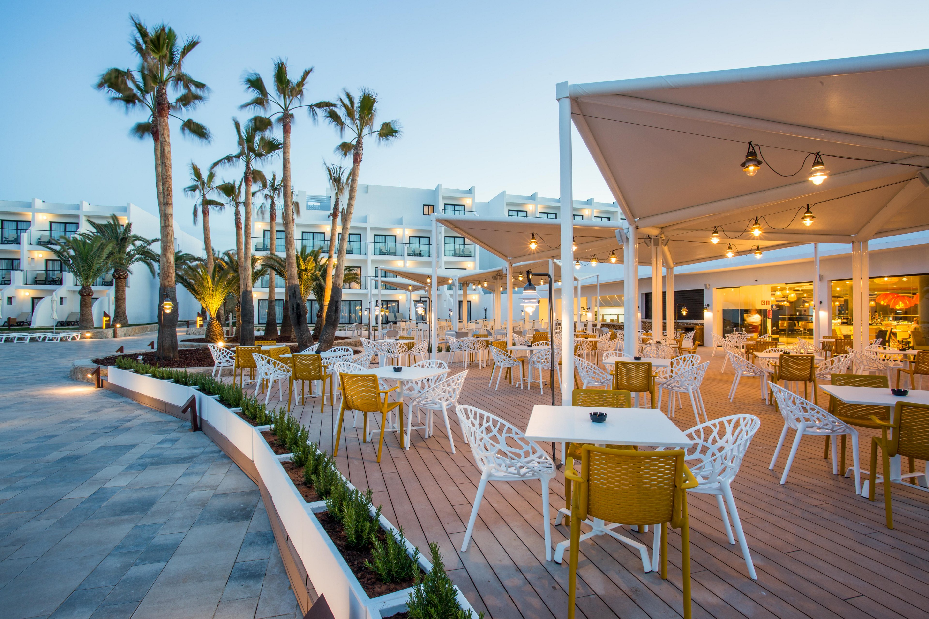 Grand Palladium White Island Resort & Spa