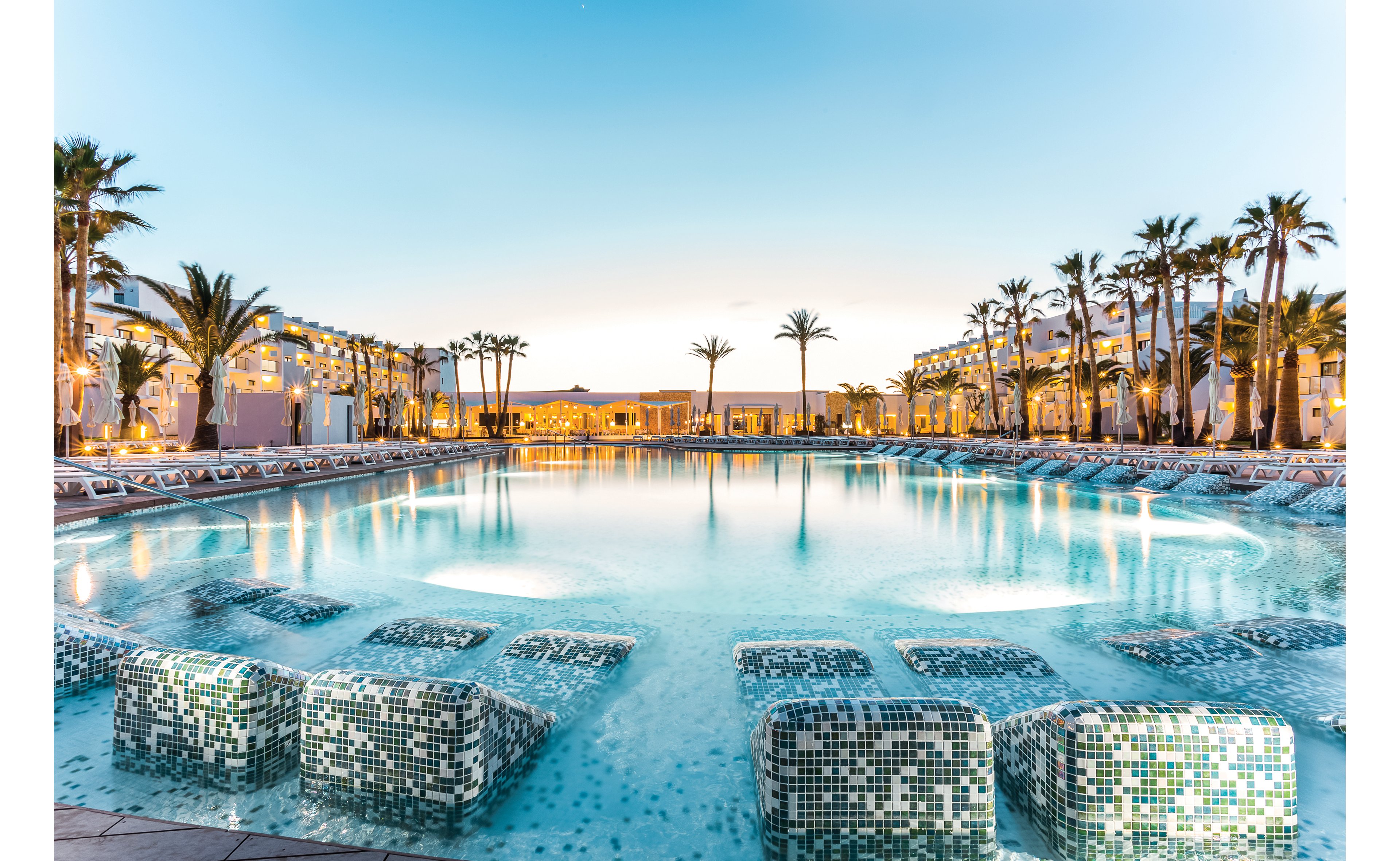 Grand Palladium White Island Resort & Spa