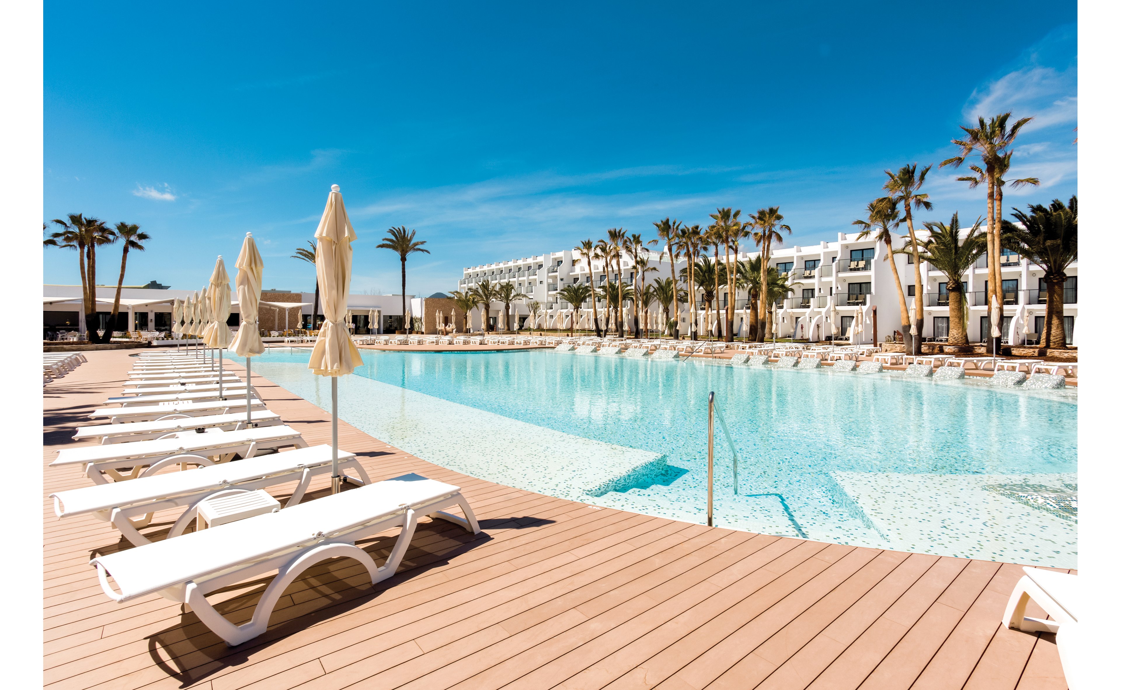 Grand Palladium White Island Resort & Spa