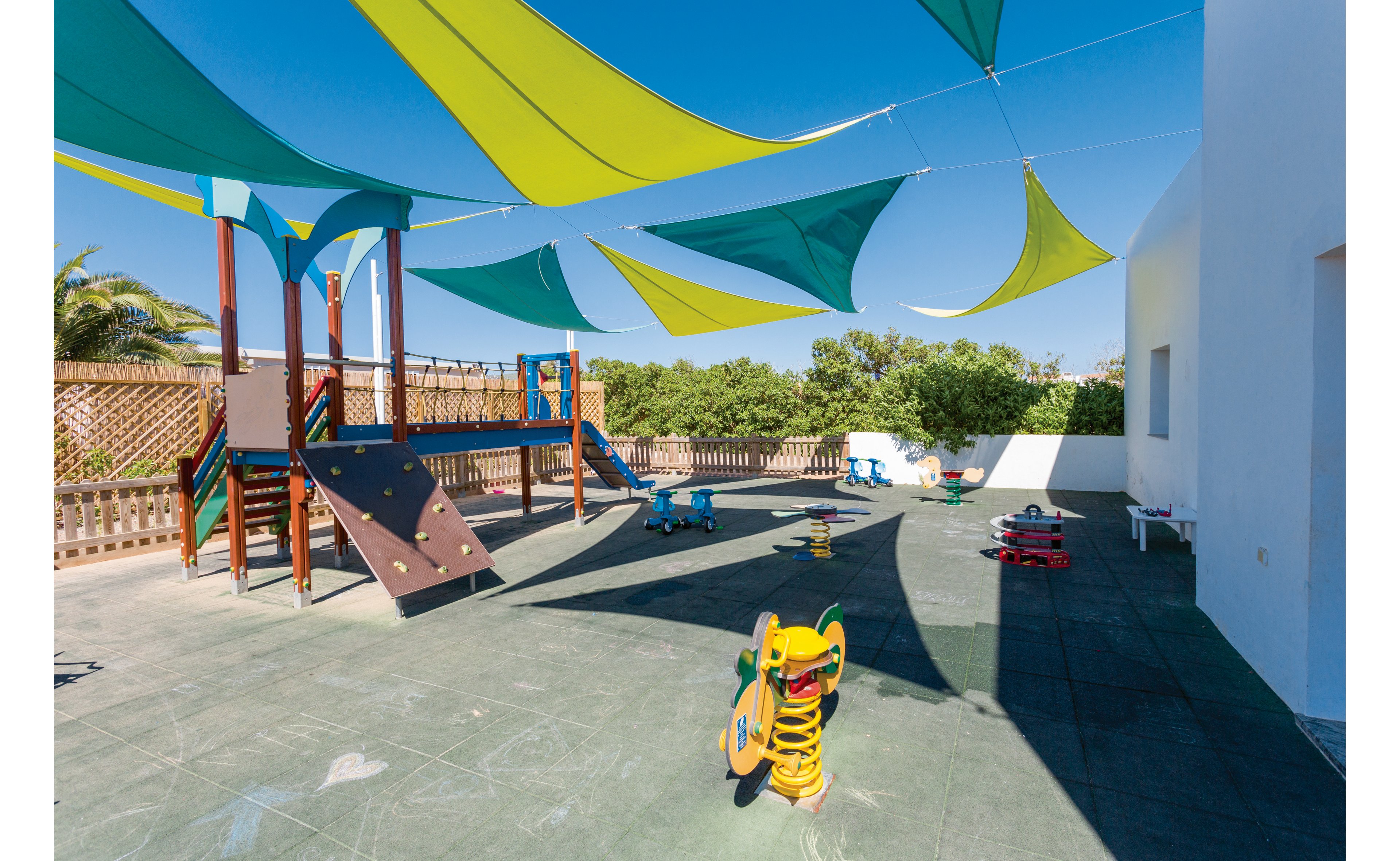 Grand Palladium White Island Resort & Spa