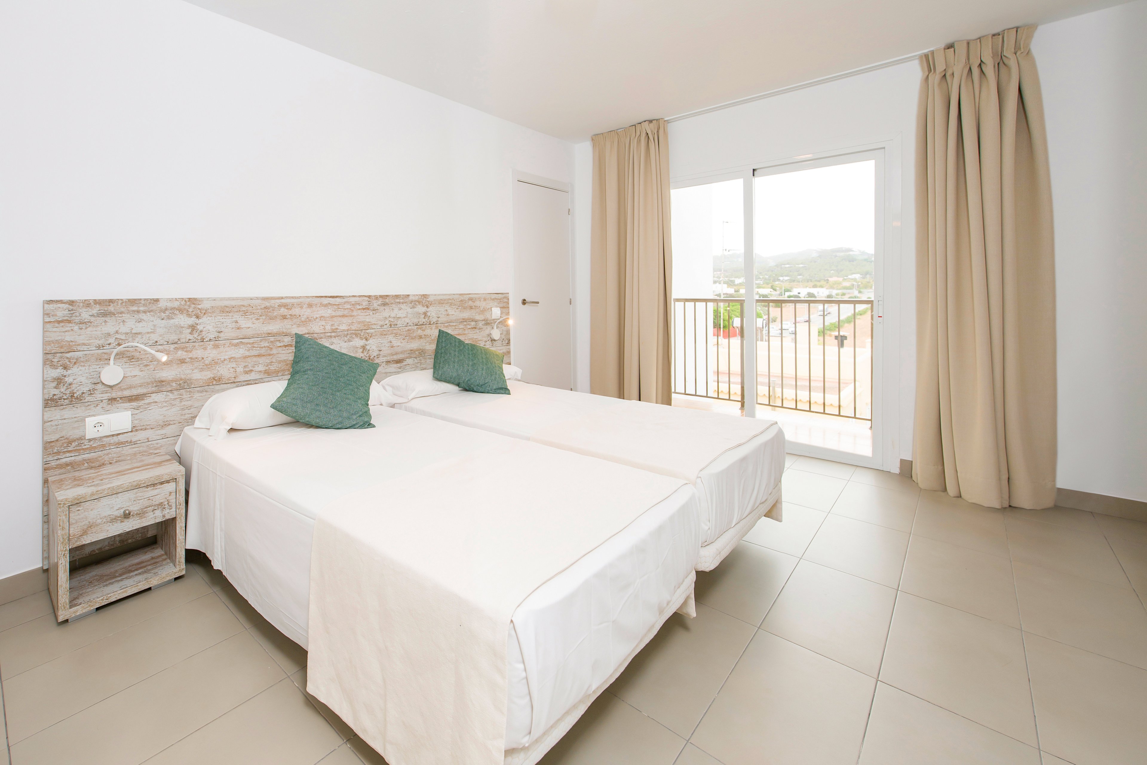 Vibra Riviera Apartments