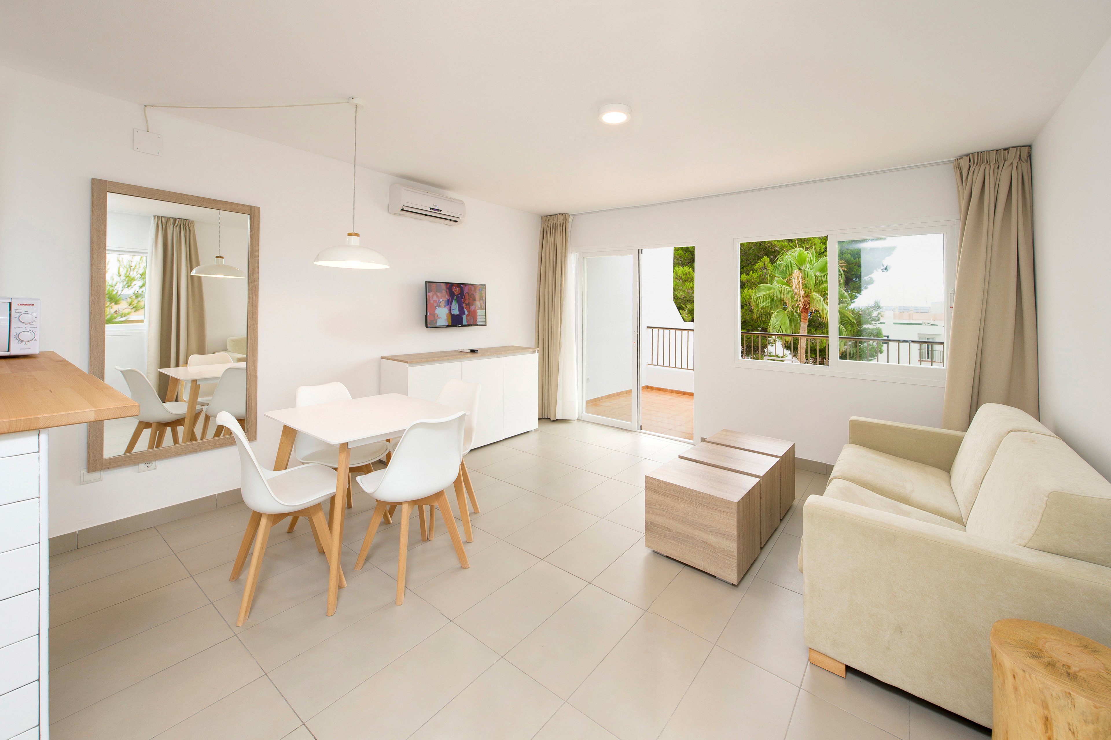 Vibra Riviera Apartments