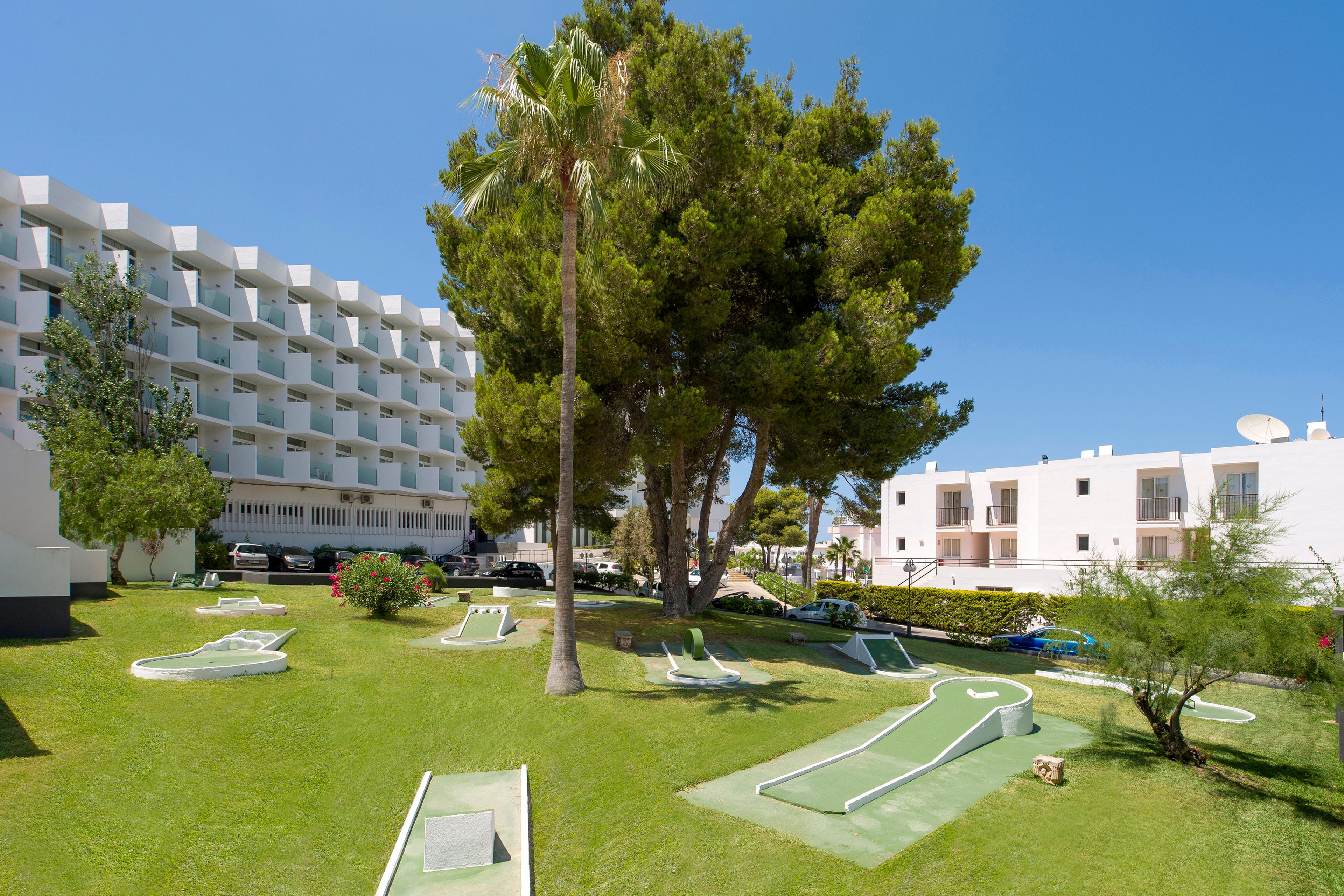 Vibra Riviera Apartments