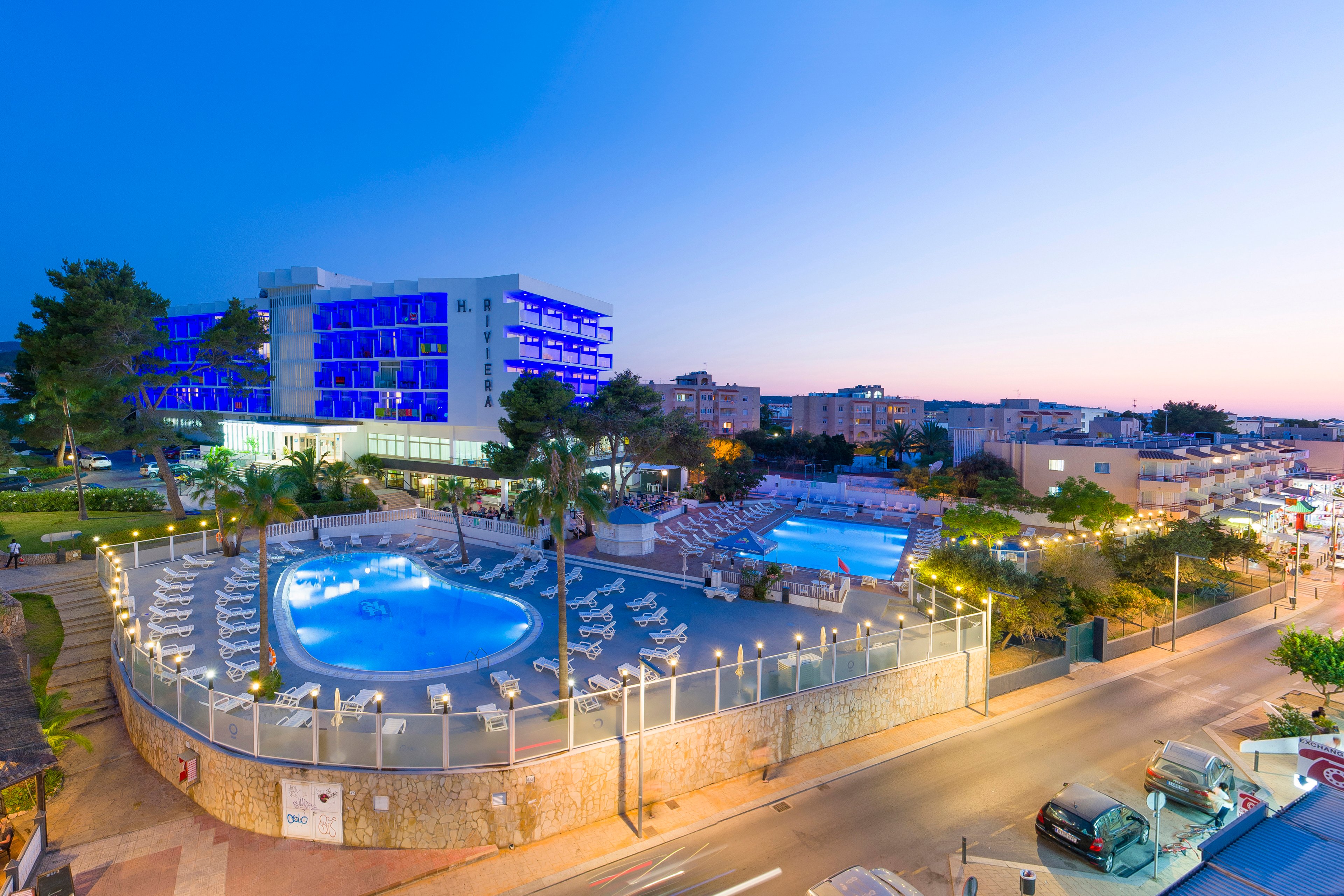 Vibra Riviera Apartments