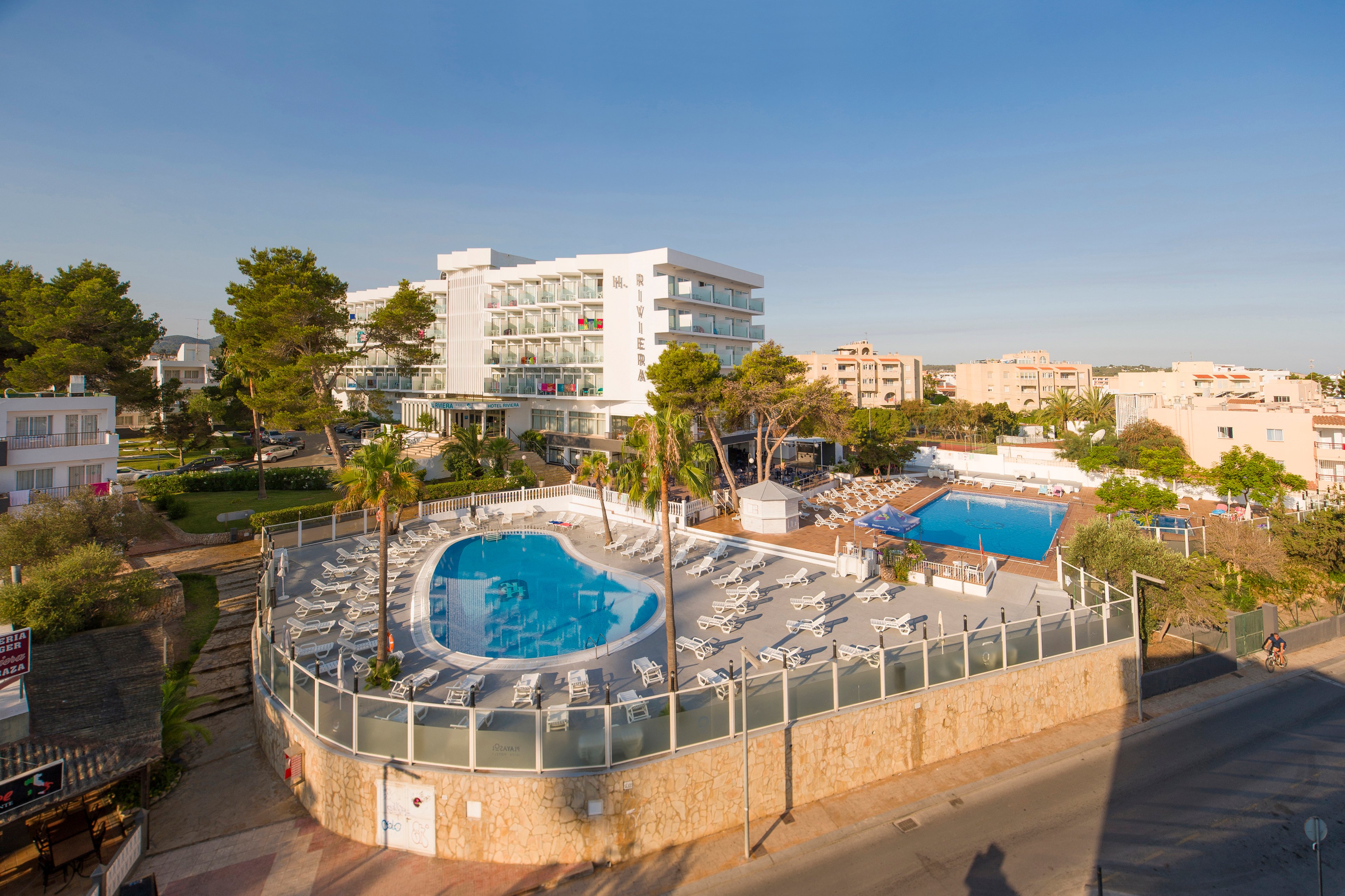 Vibra Riviera Apartments