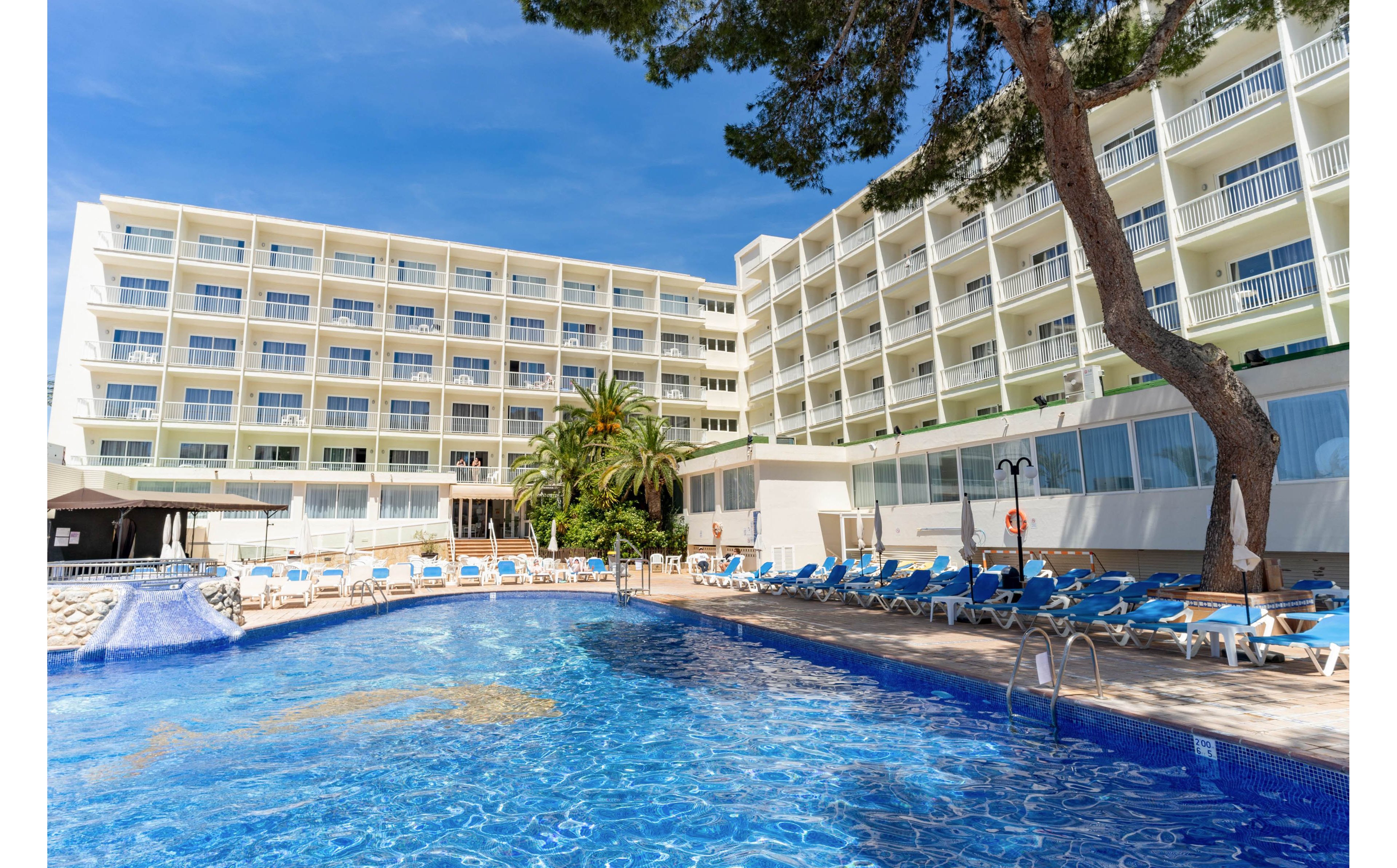 Moon Dreams Coral Beach Hotel