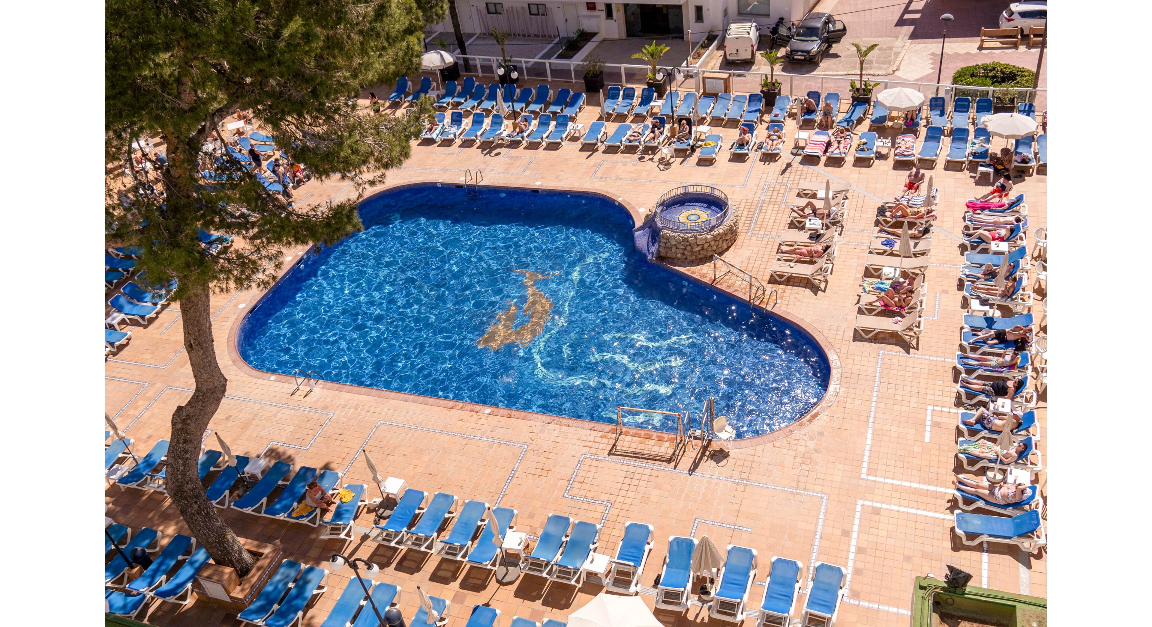 Moon Dreams Coral Beach Hotel