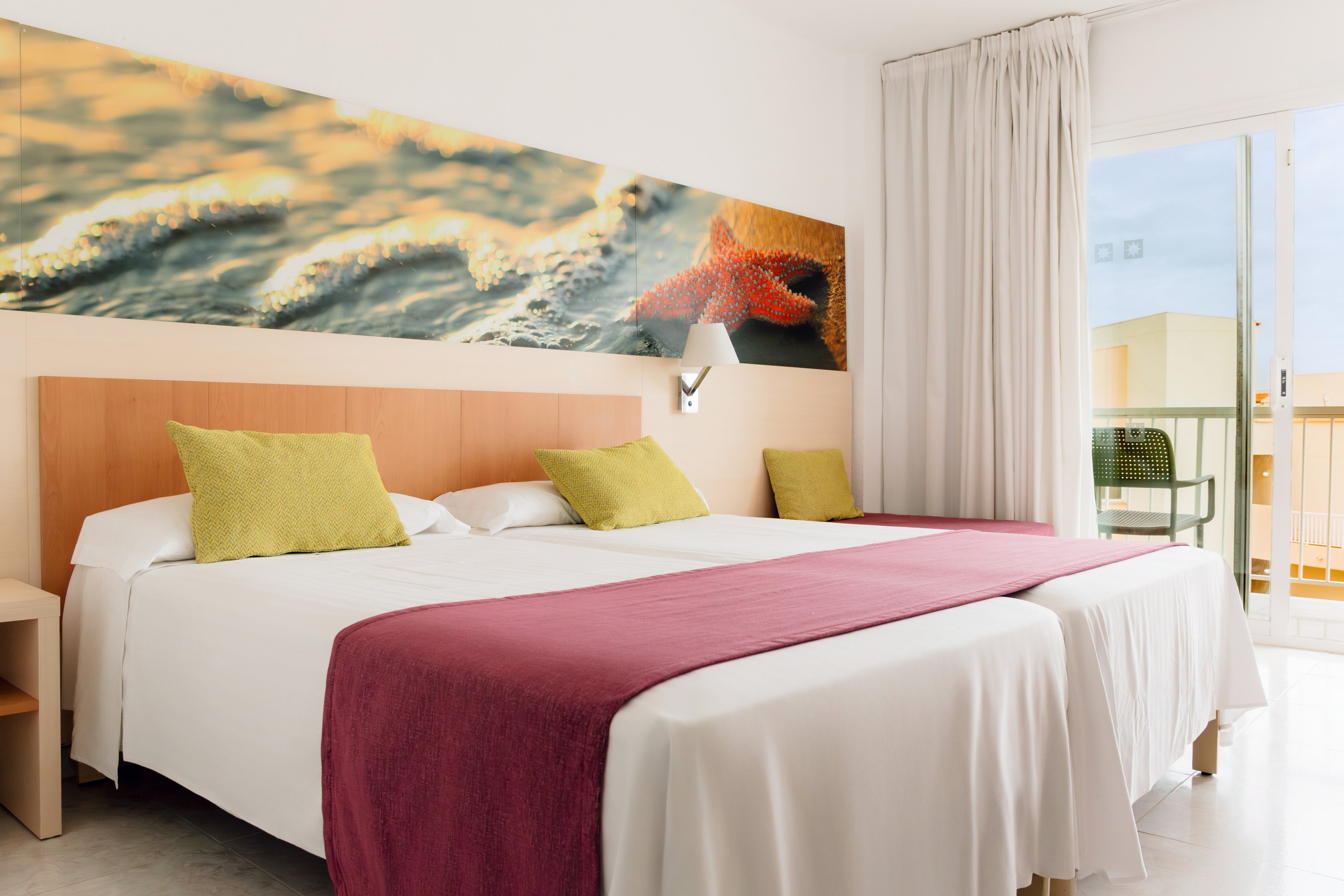 Moon Dreams Coral Beach Hotel