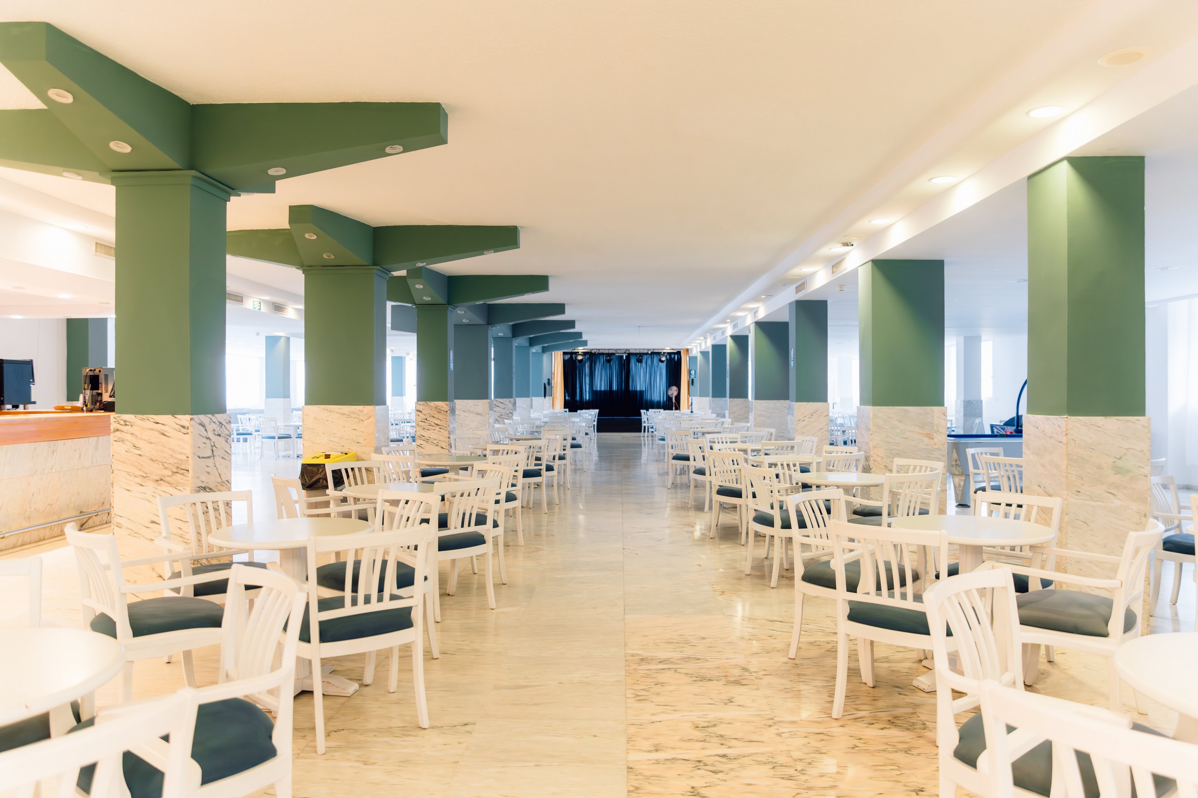 Moon Dreams Coral Beach Hotel