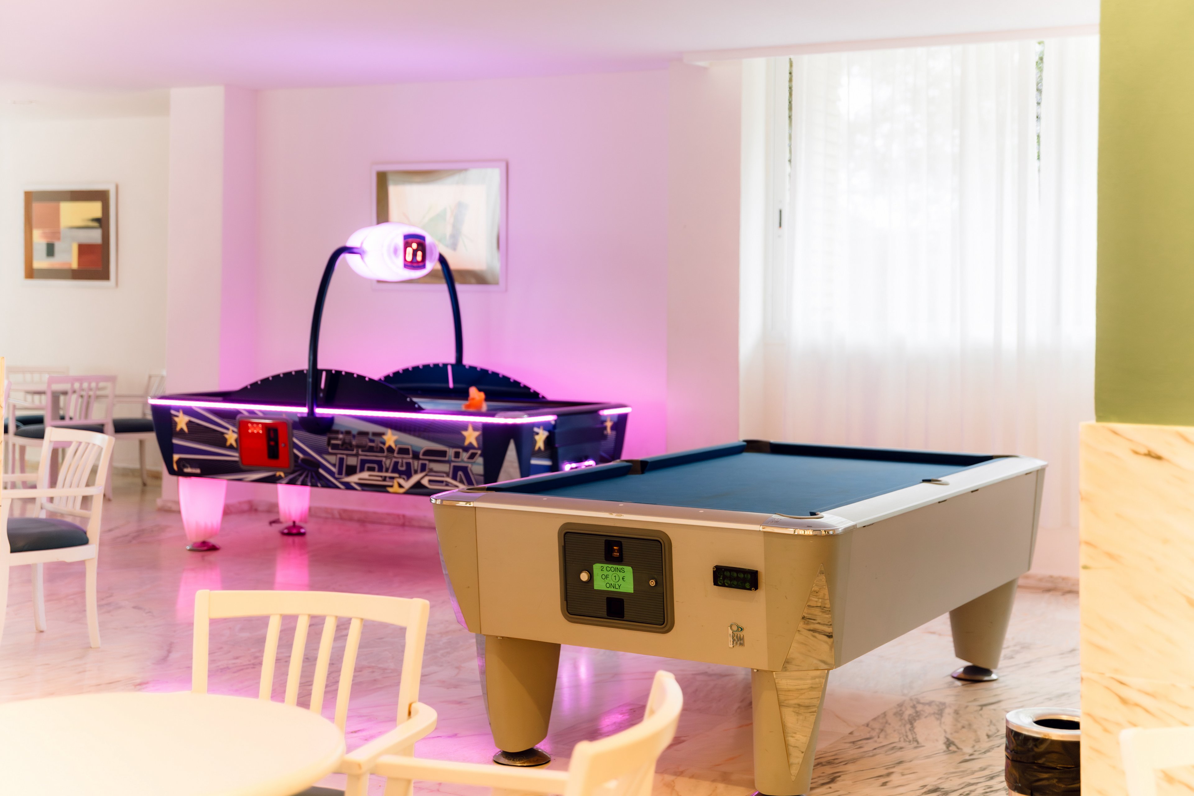 Moon Dreams Coral Beach Hotel