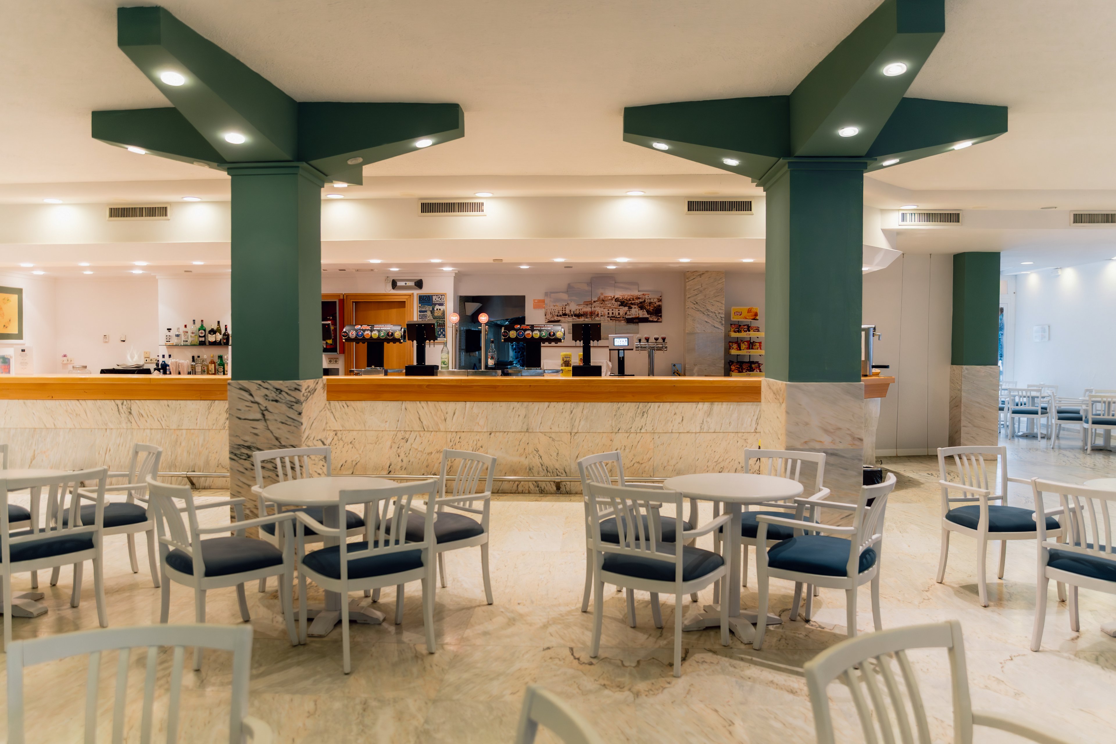 Moon Dreams Coral Beach Hotel