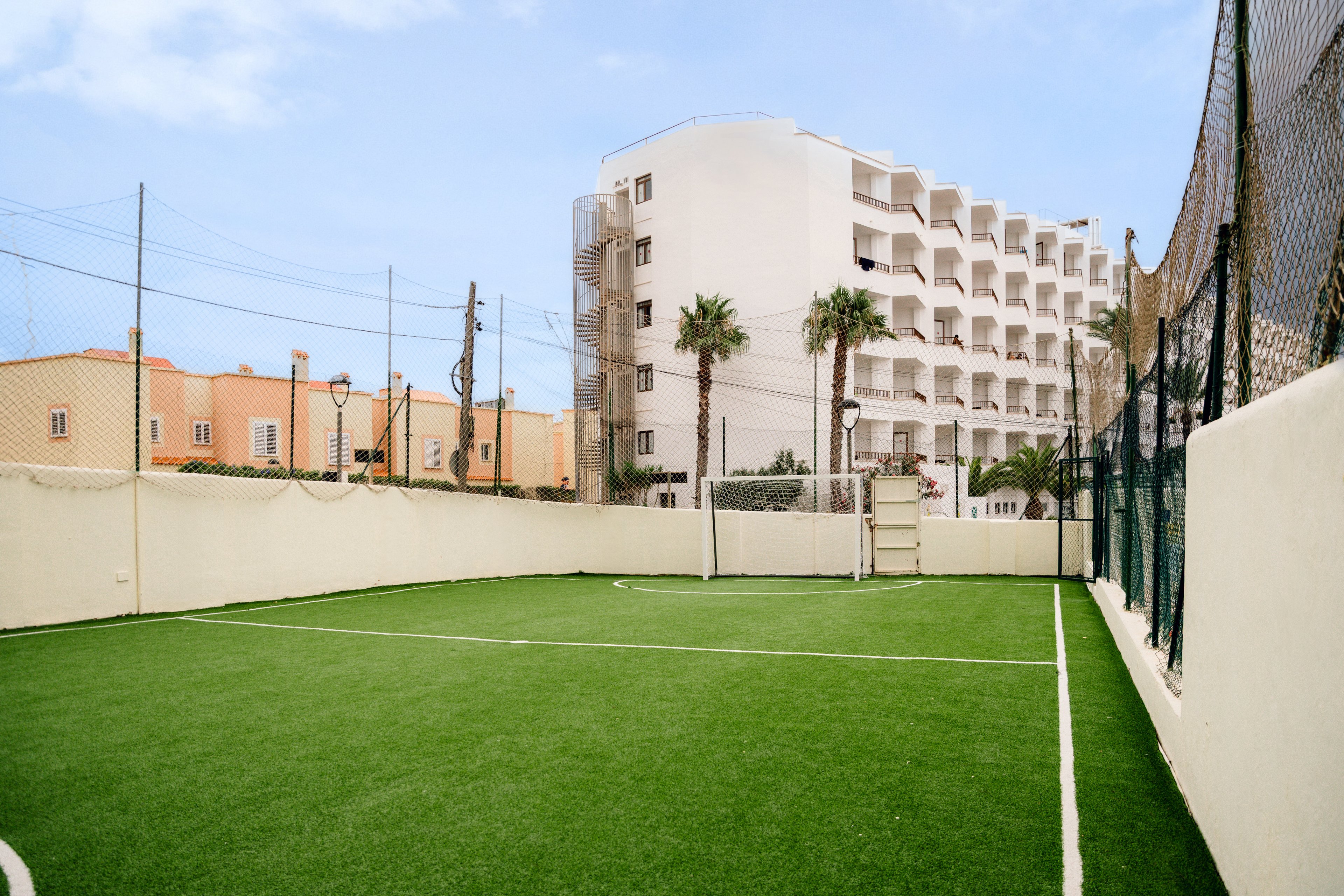 Moon Dreams Coral Beach Hotel