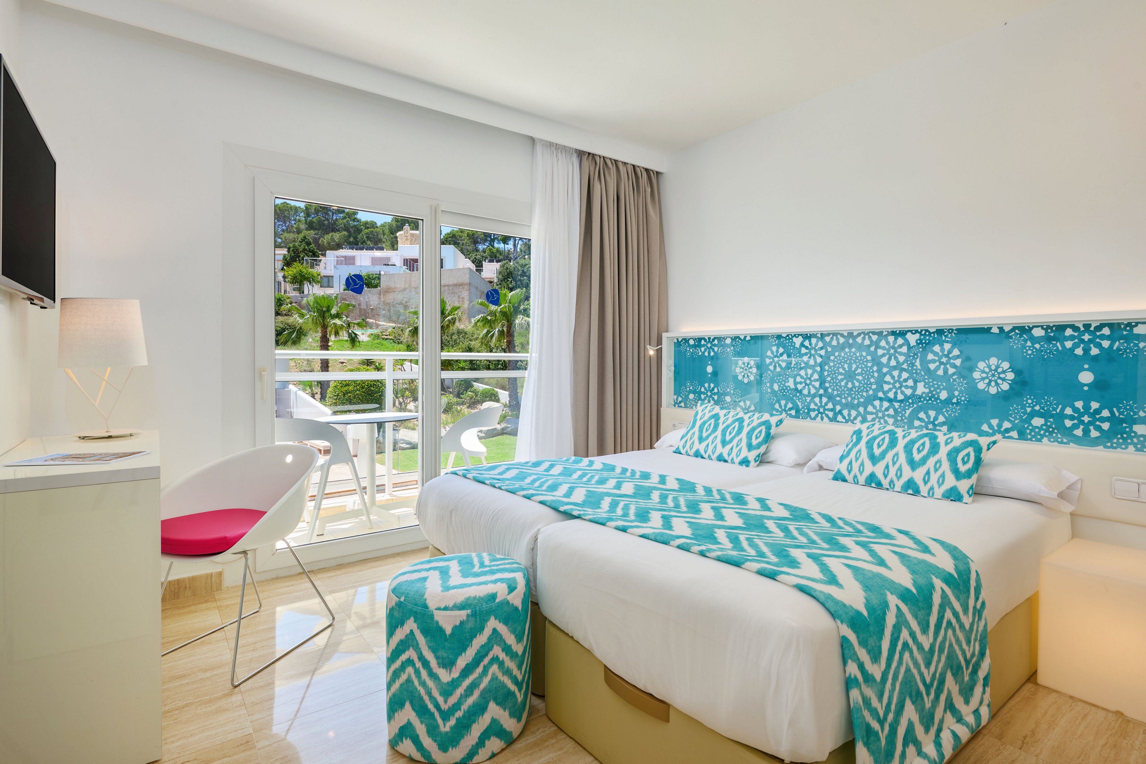 Grupotel Ibiza Beach