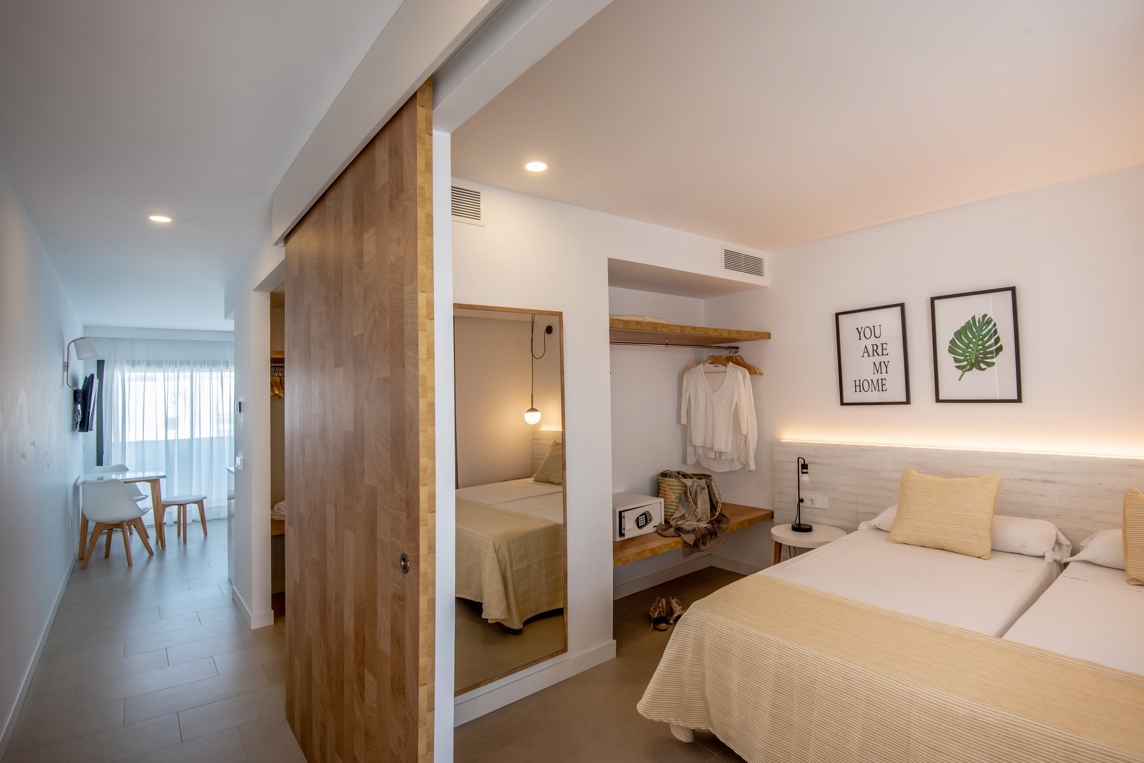 Apartments Es Pujols