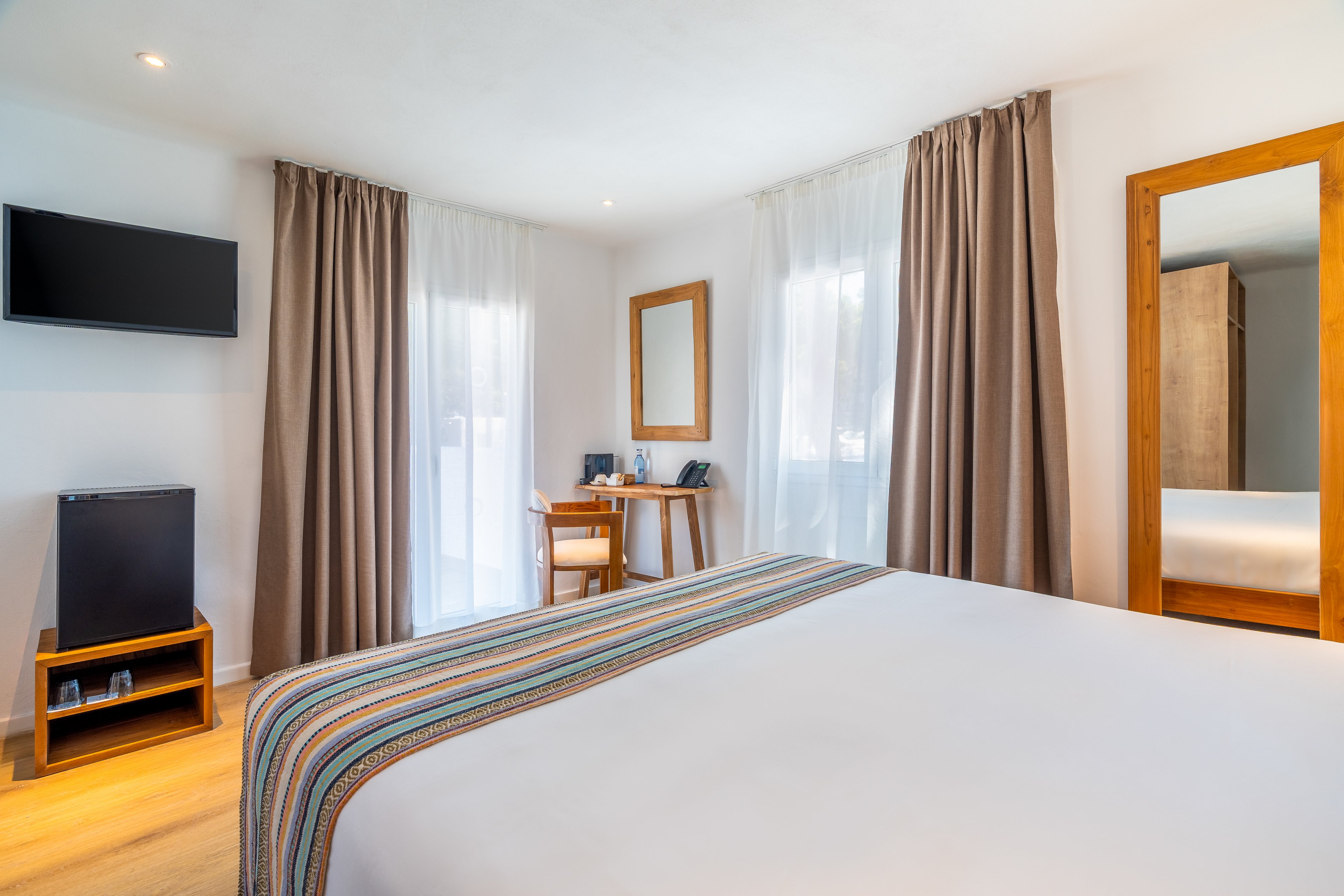 FERGUS Style Punta Arabi